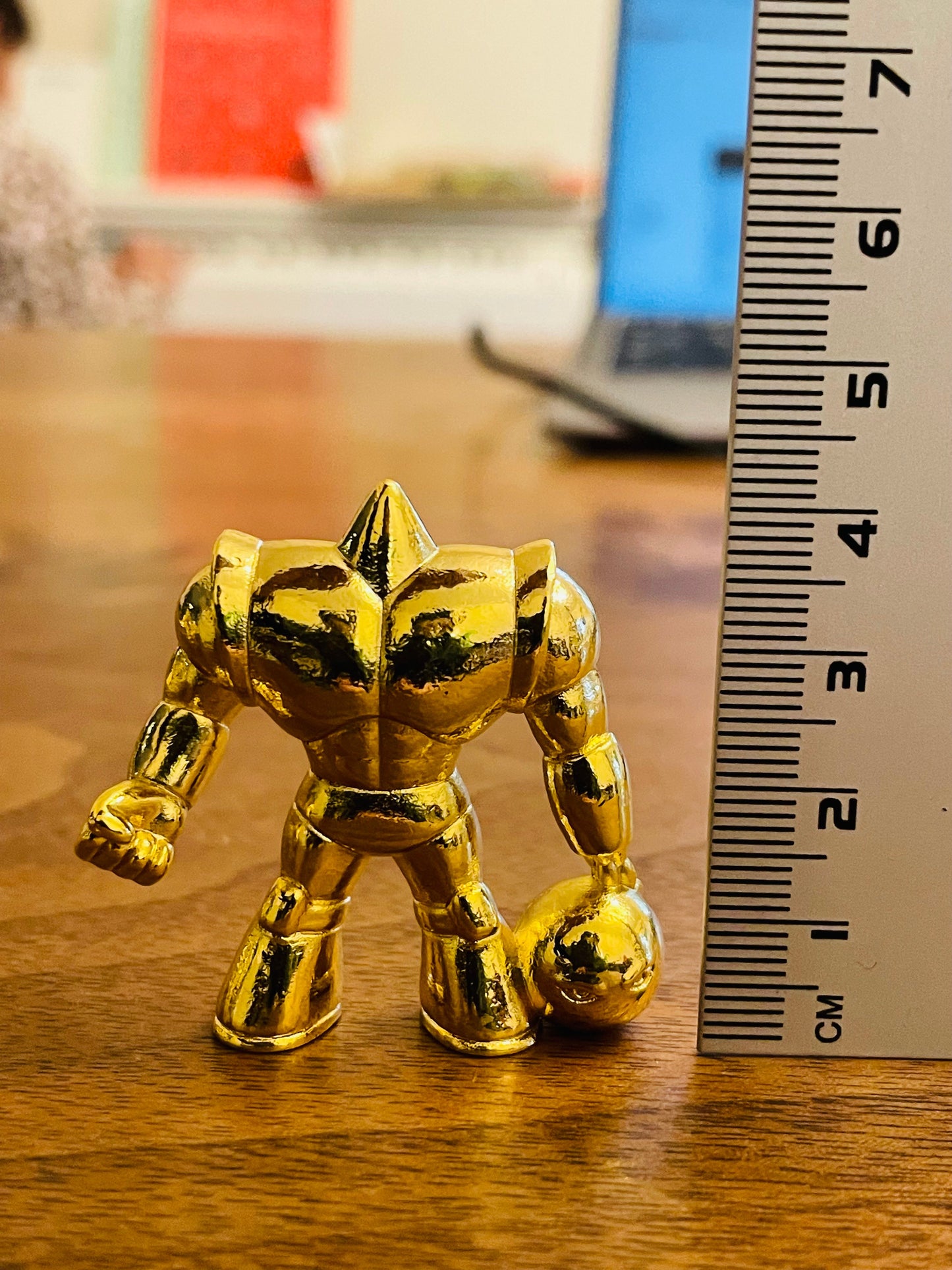 muscle man diecast KINKESNI KENDAMAN GOLD