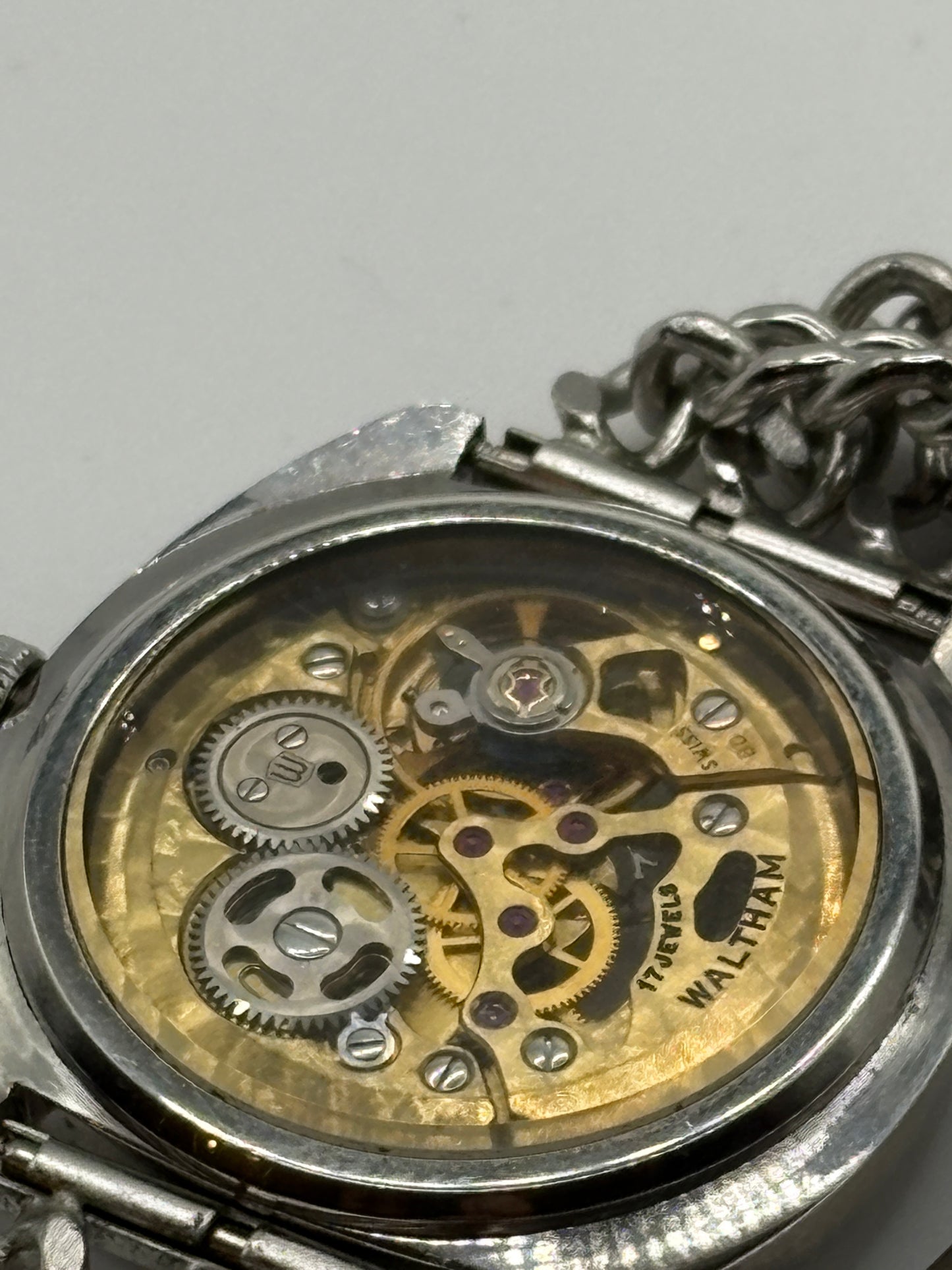 Super rare 70s vintage Waltham SWISS made