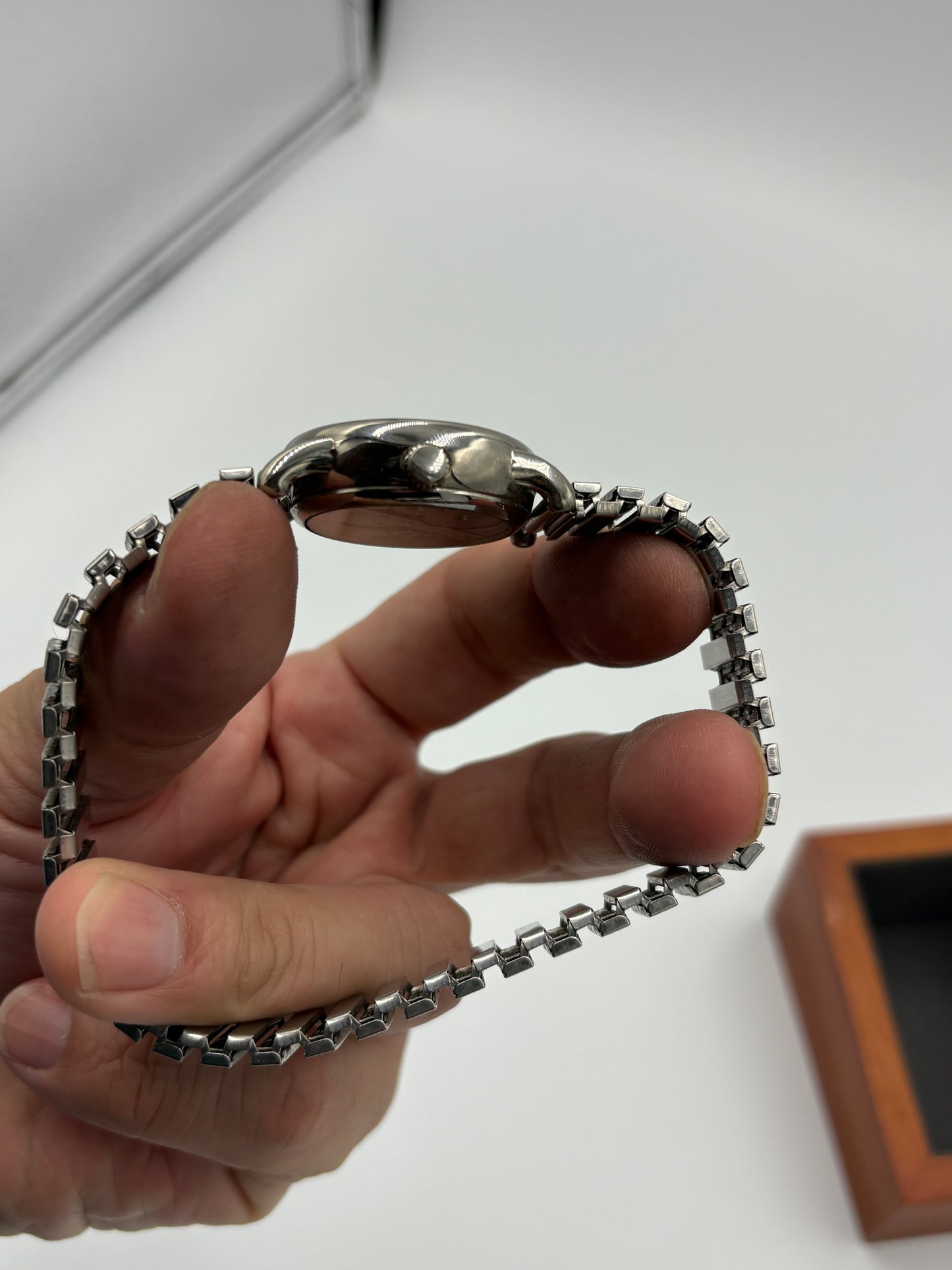 Very rare watch Mao Zedong waving watch skeleton