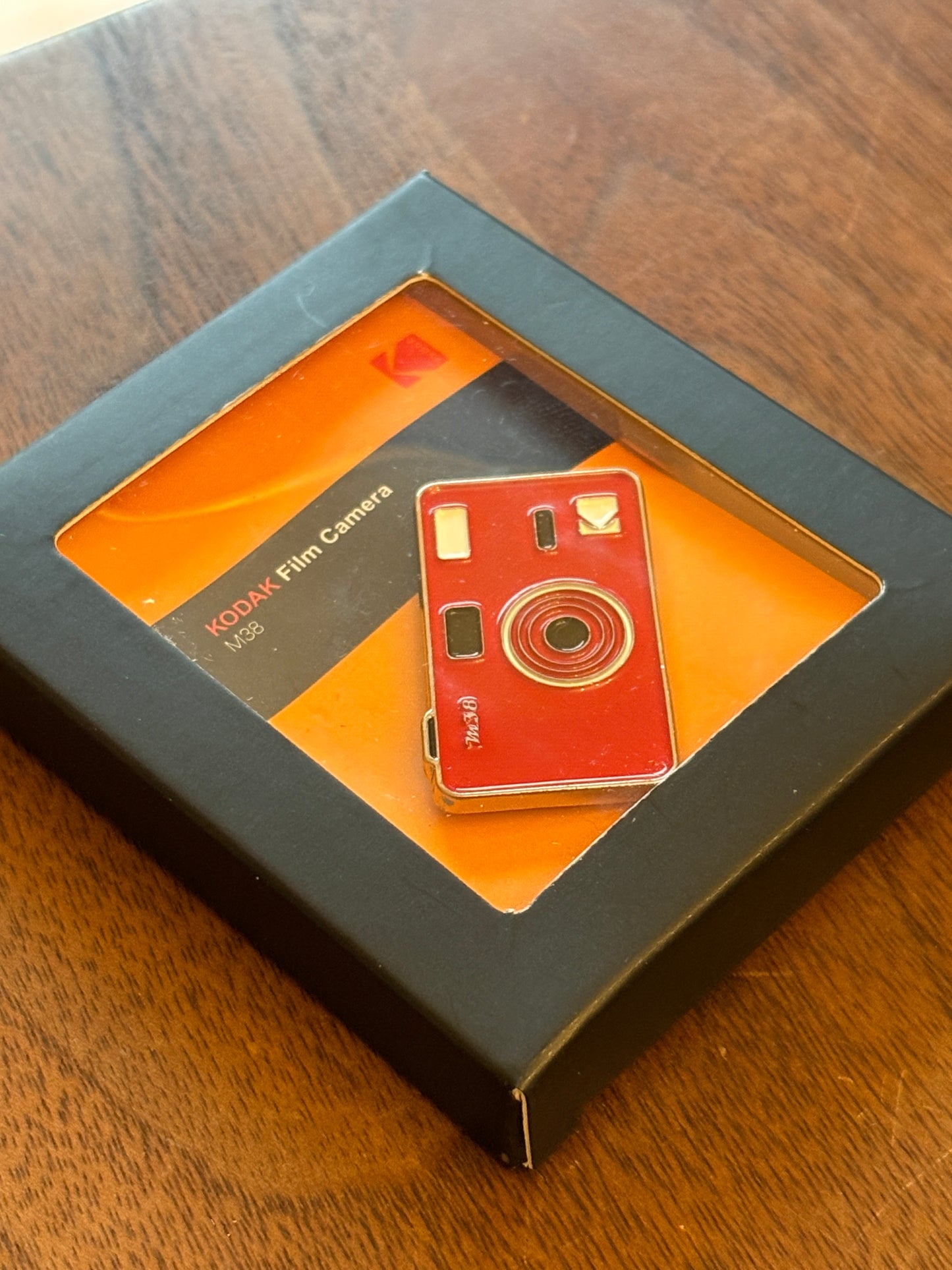 very rare Kodak M38 pin badge red