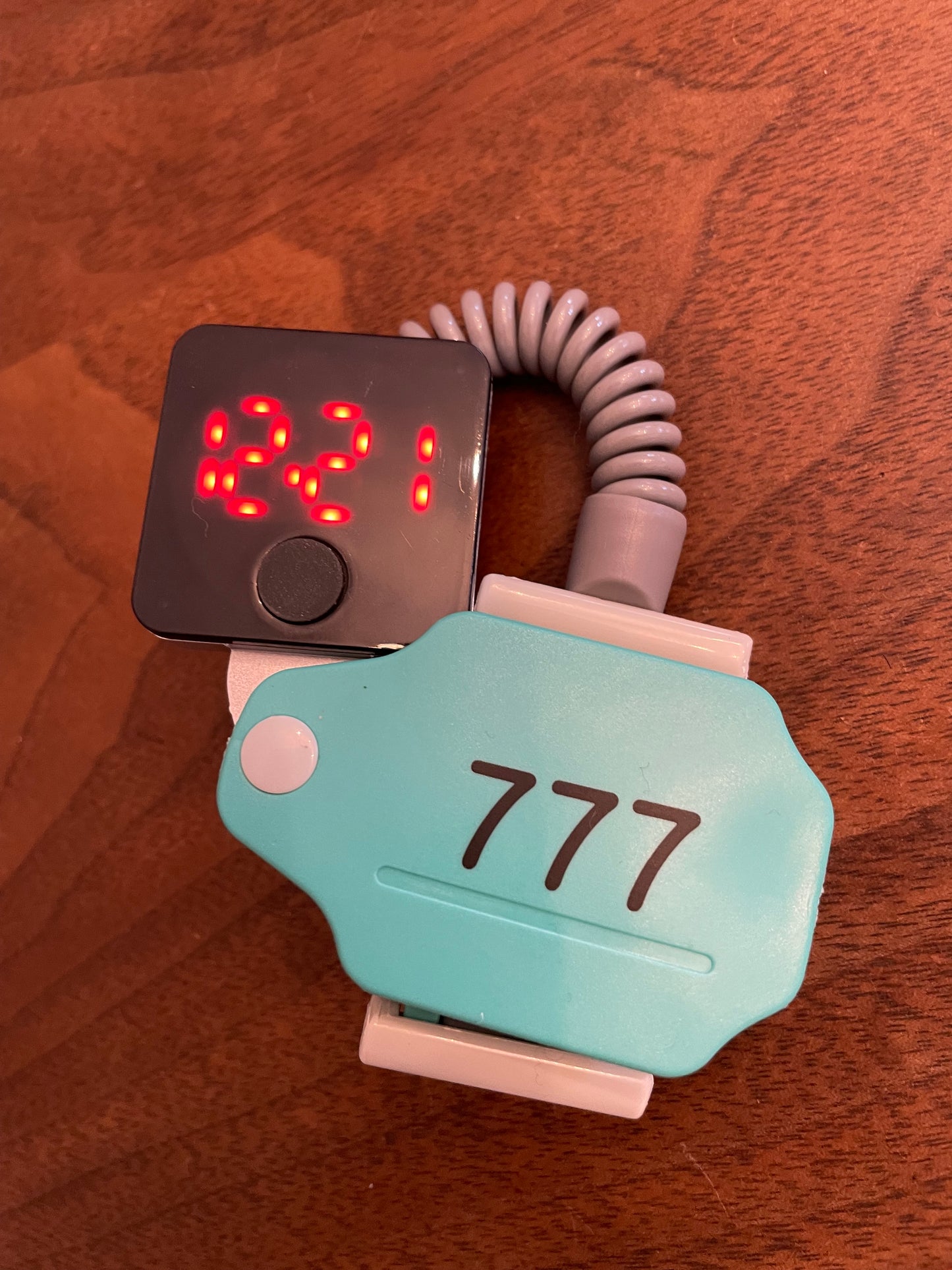 with BOX A very very rare watch onsen wrists key watch_2