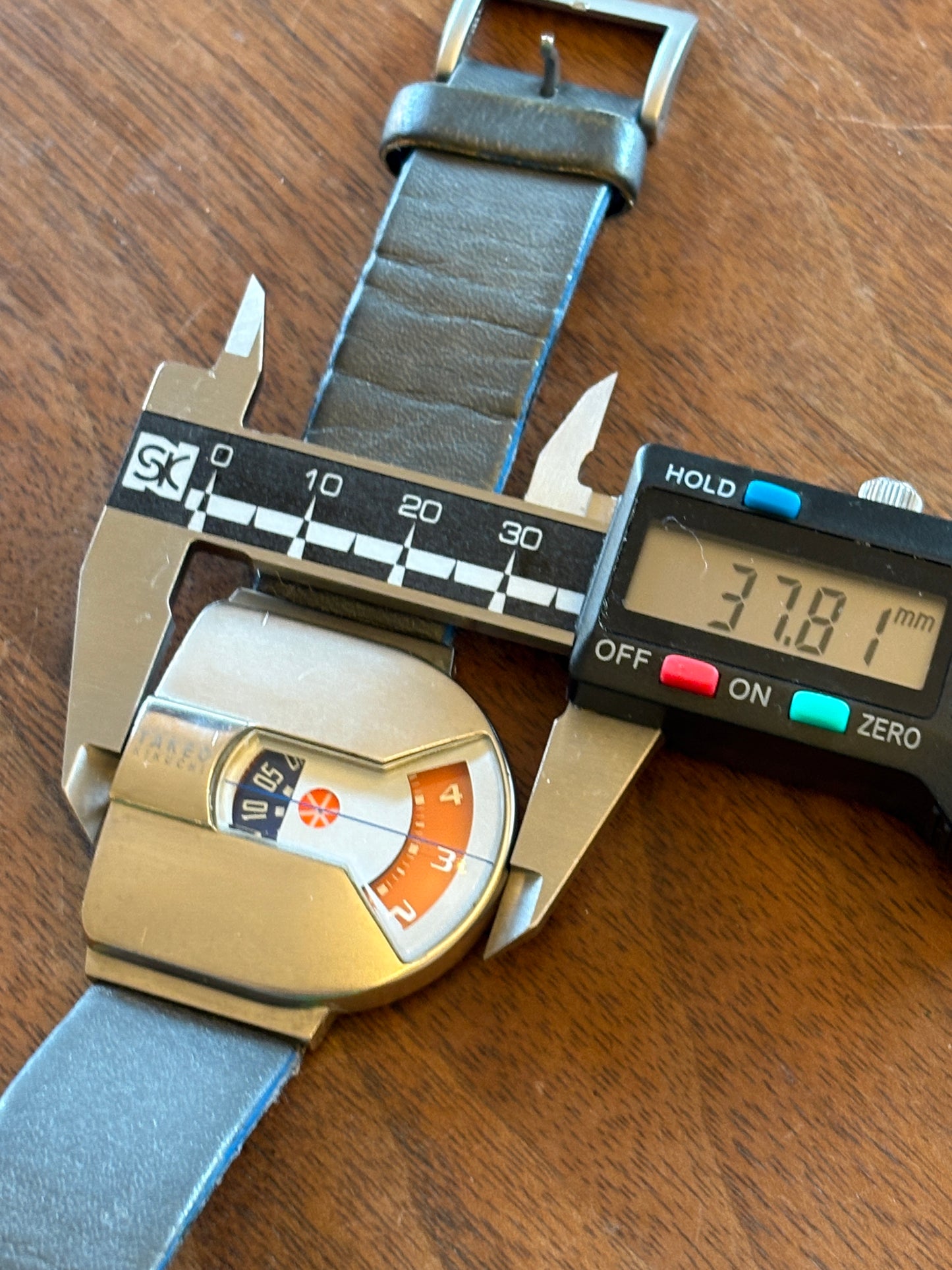 Super rare vintage Jumping Hours seiko×takeo kikuchi