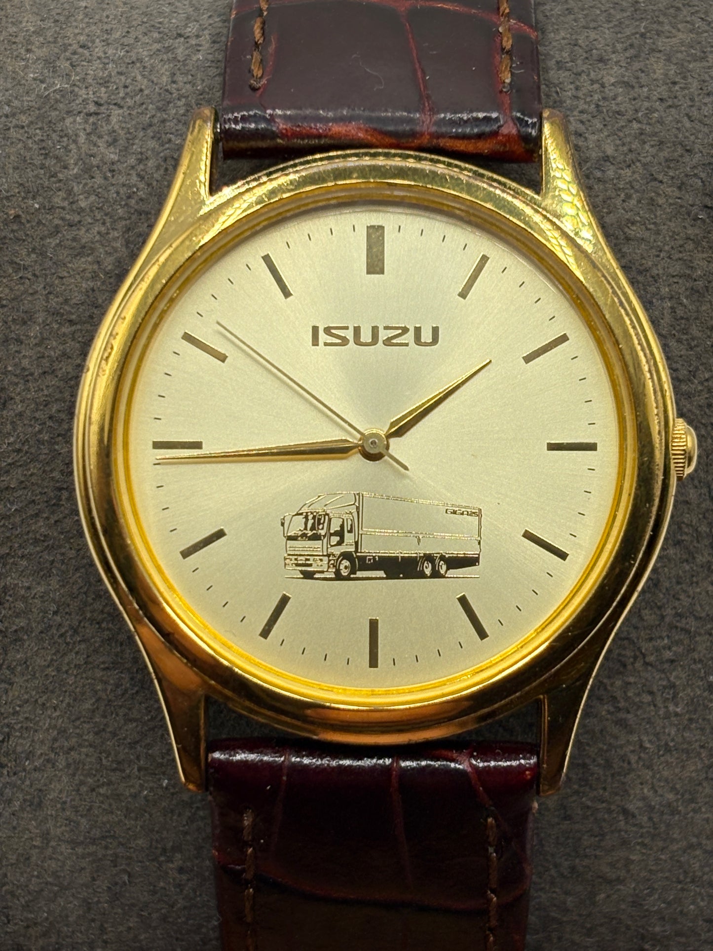 Super rare 90s vintage SEIKO × ISUZU     Y136-6C90