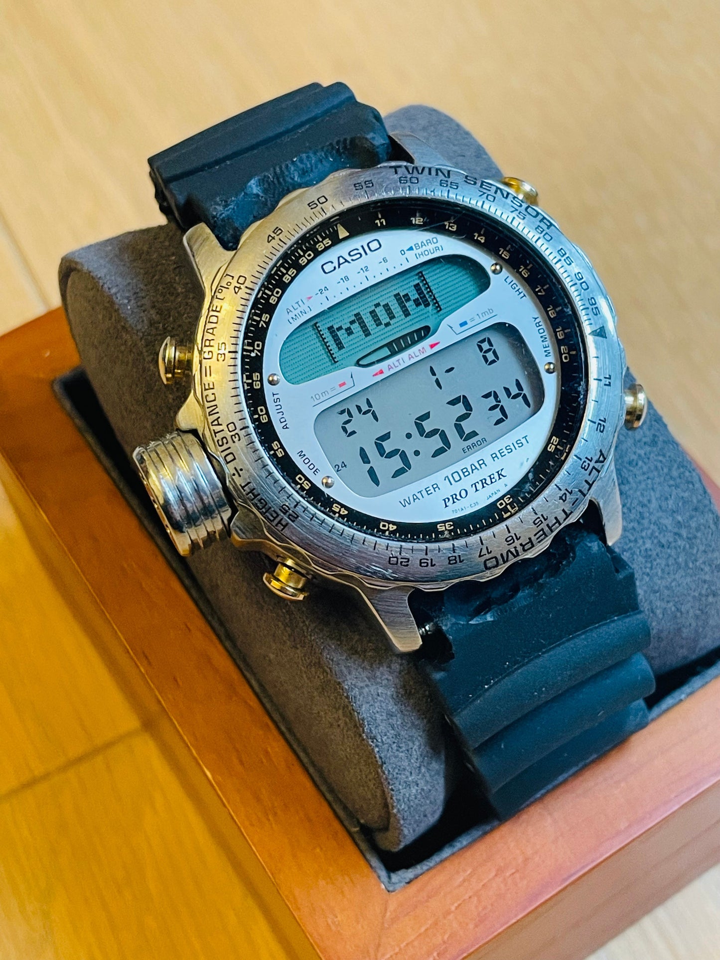 Vintage 90's Casio Diver ALT-7000