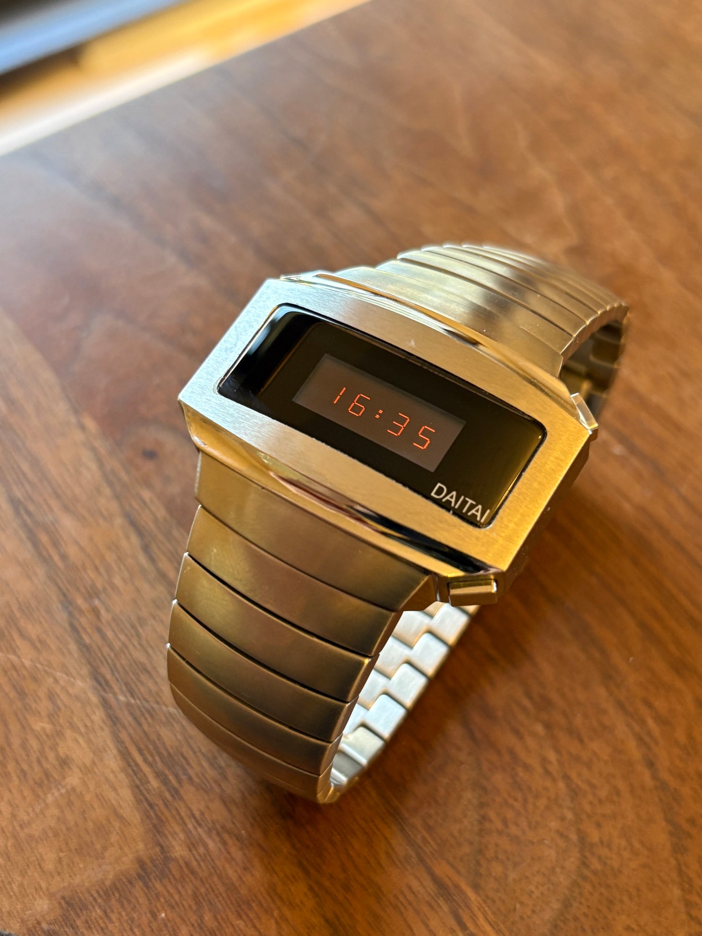 super  rare super daitai watch limlted 500