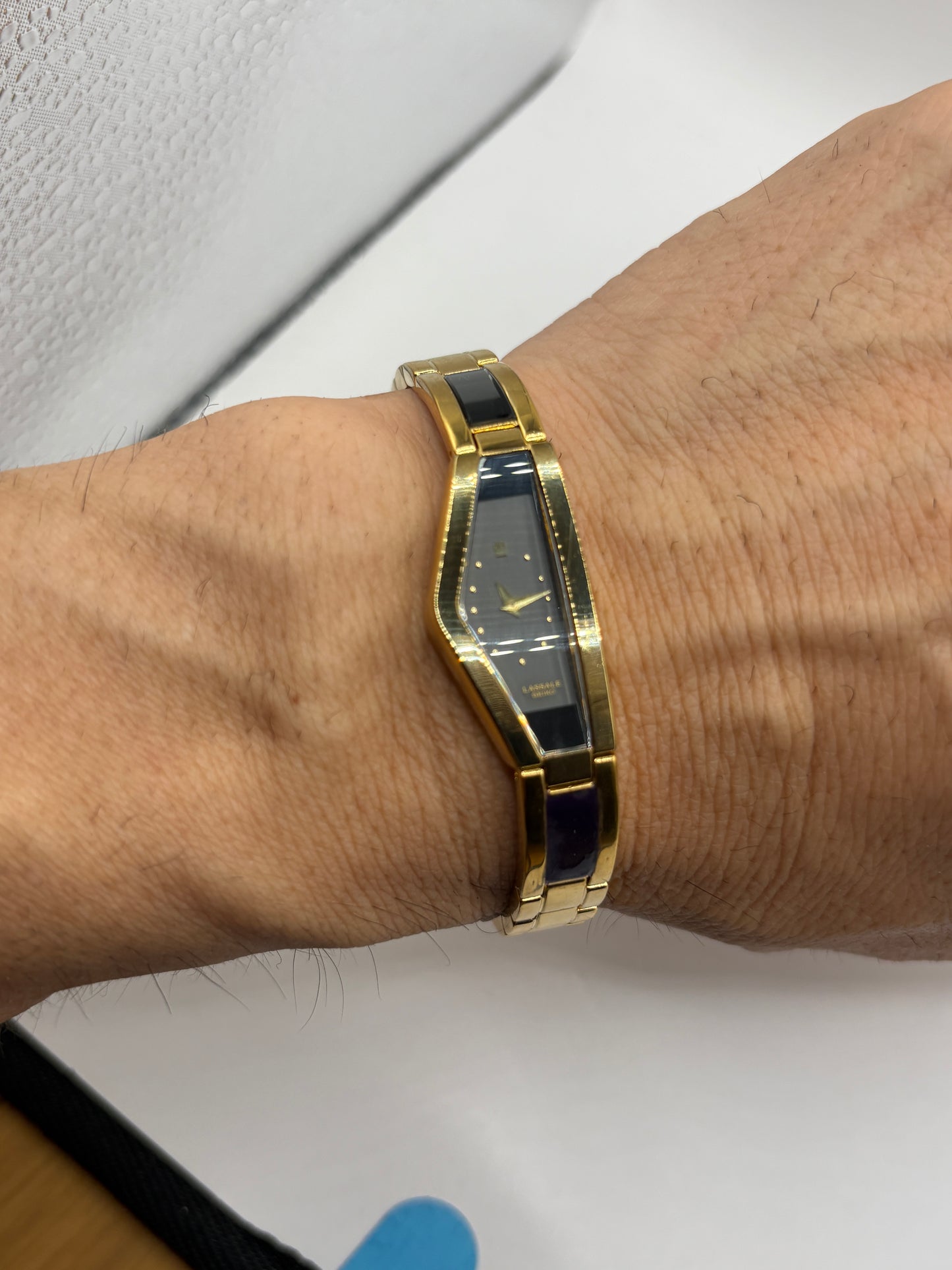 Super rare 80s vintage  SEIKO LASSALE Half Moon1E20-3B60