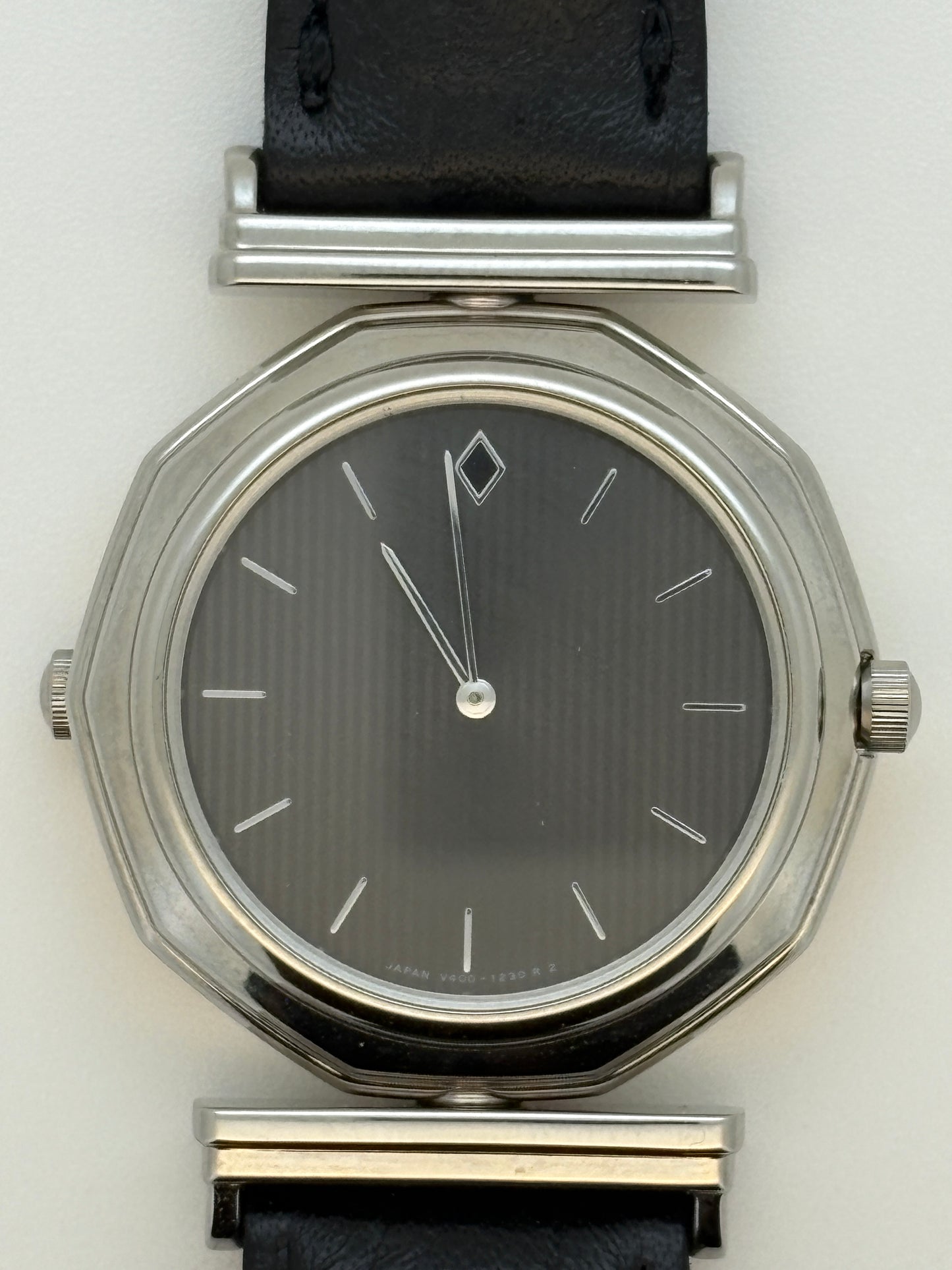 Super ultra rare Seiko 80s Black Diamond Reversible Watch  vintage V400-1220