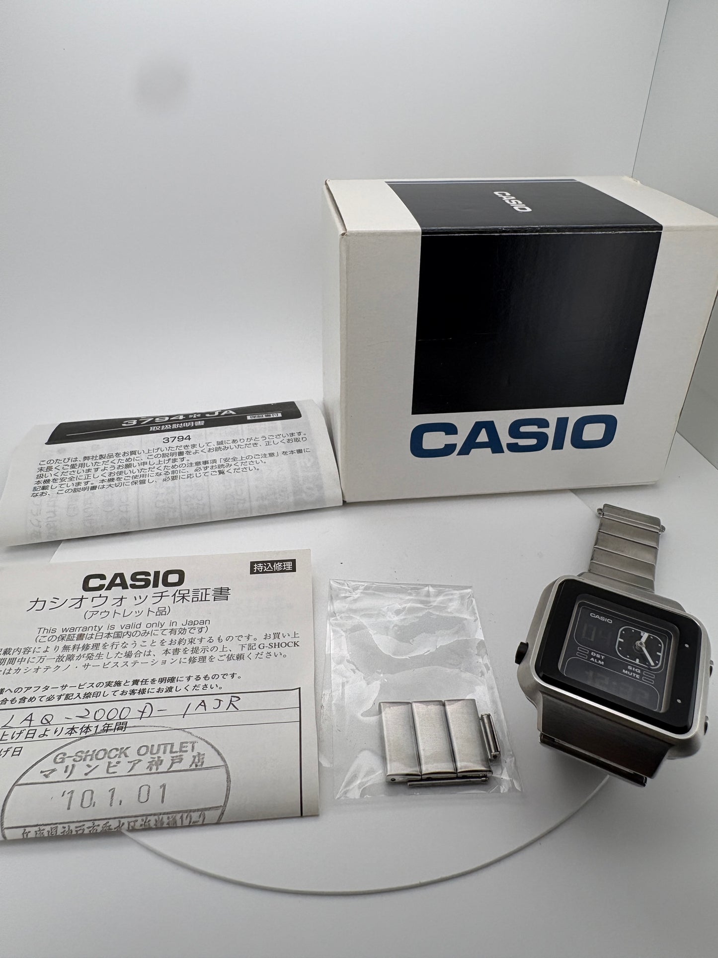 With Box 90s casio LAQ-2000D