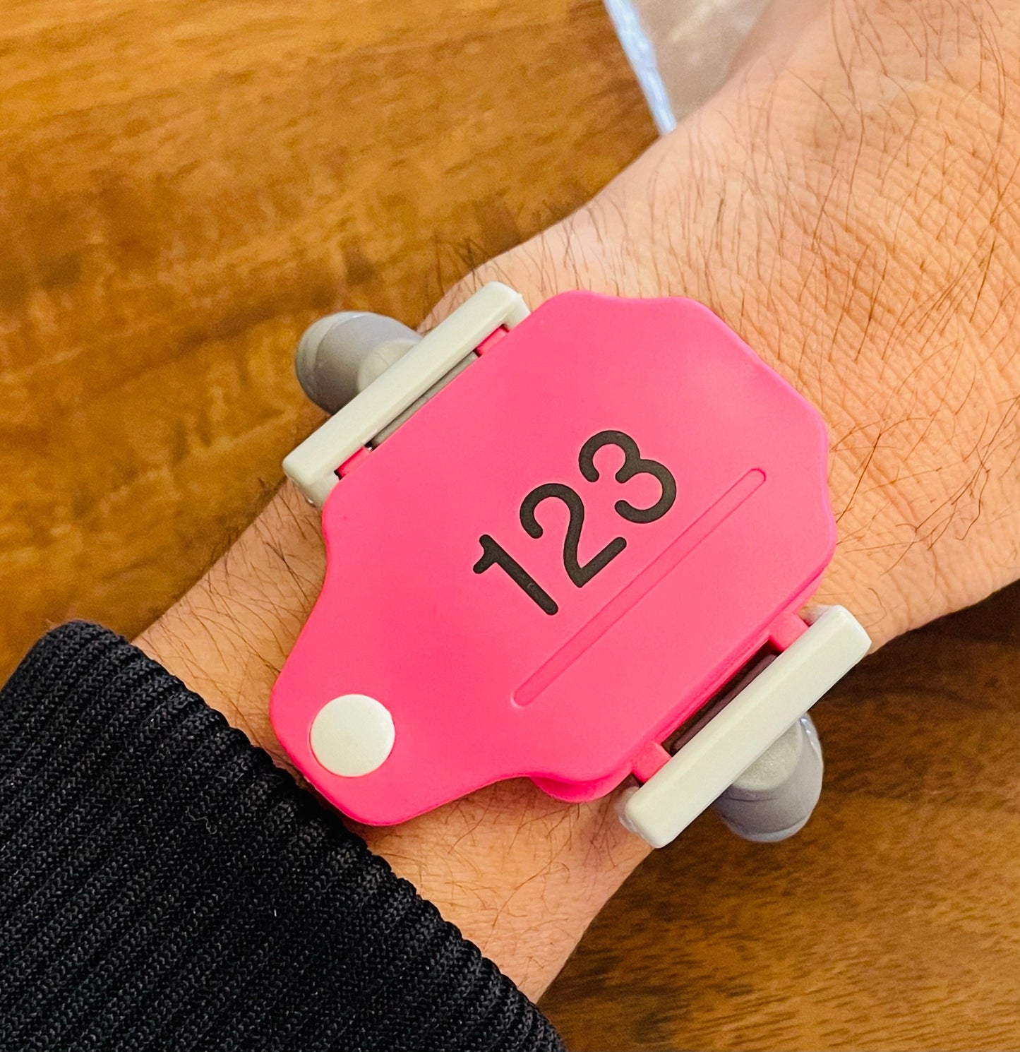 with BOX A very very rare watch onsen wrists key watch_3