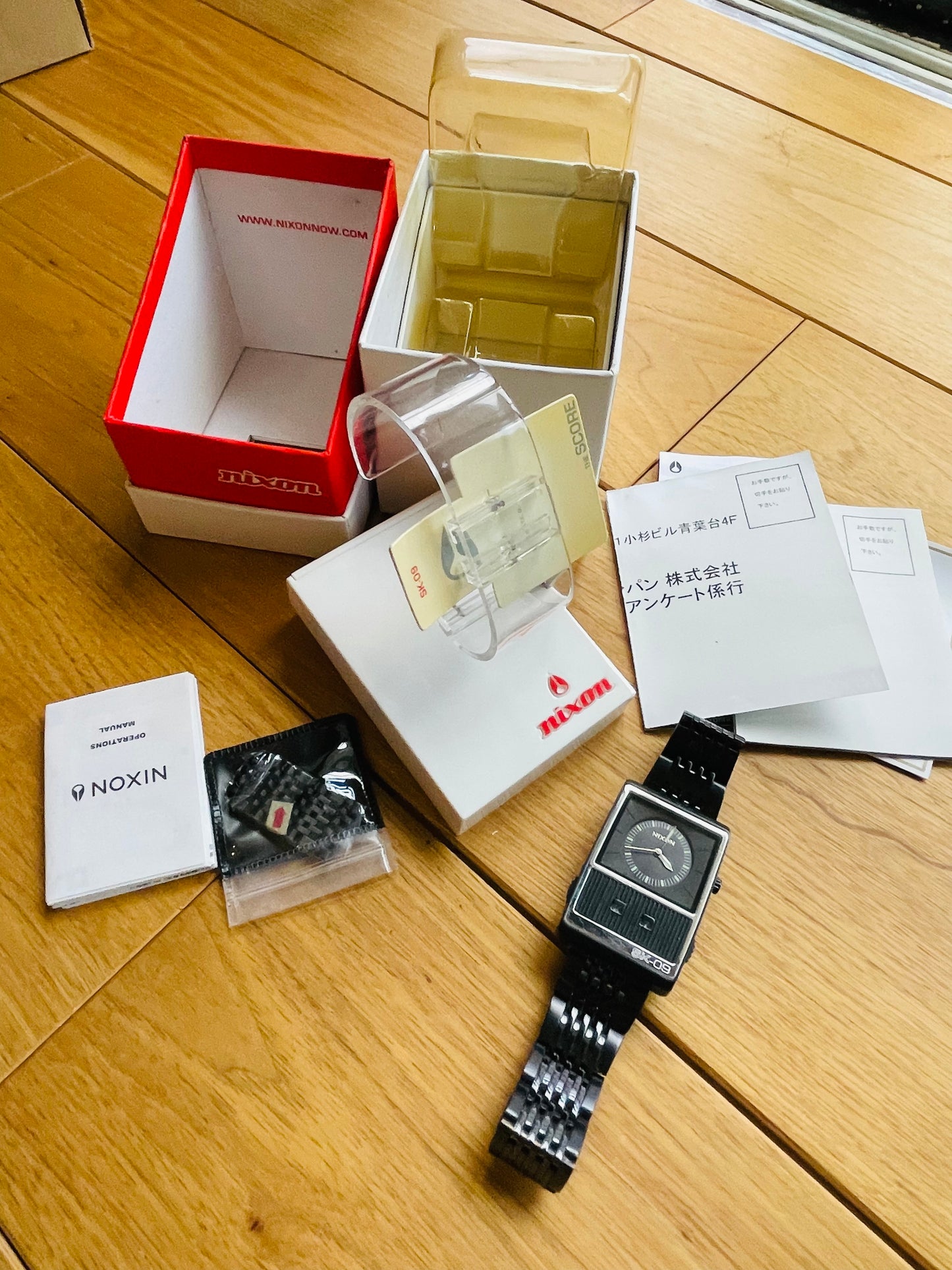 with box very rare NIXON sk-09