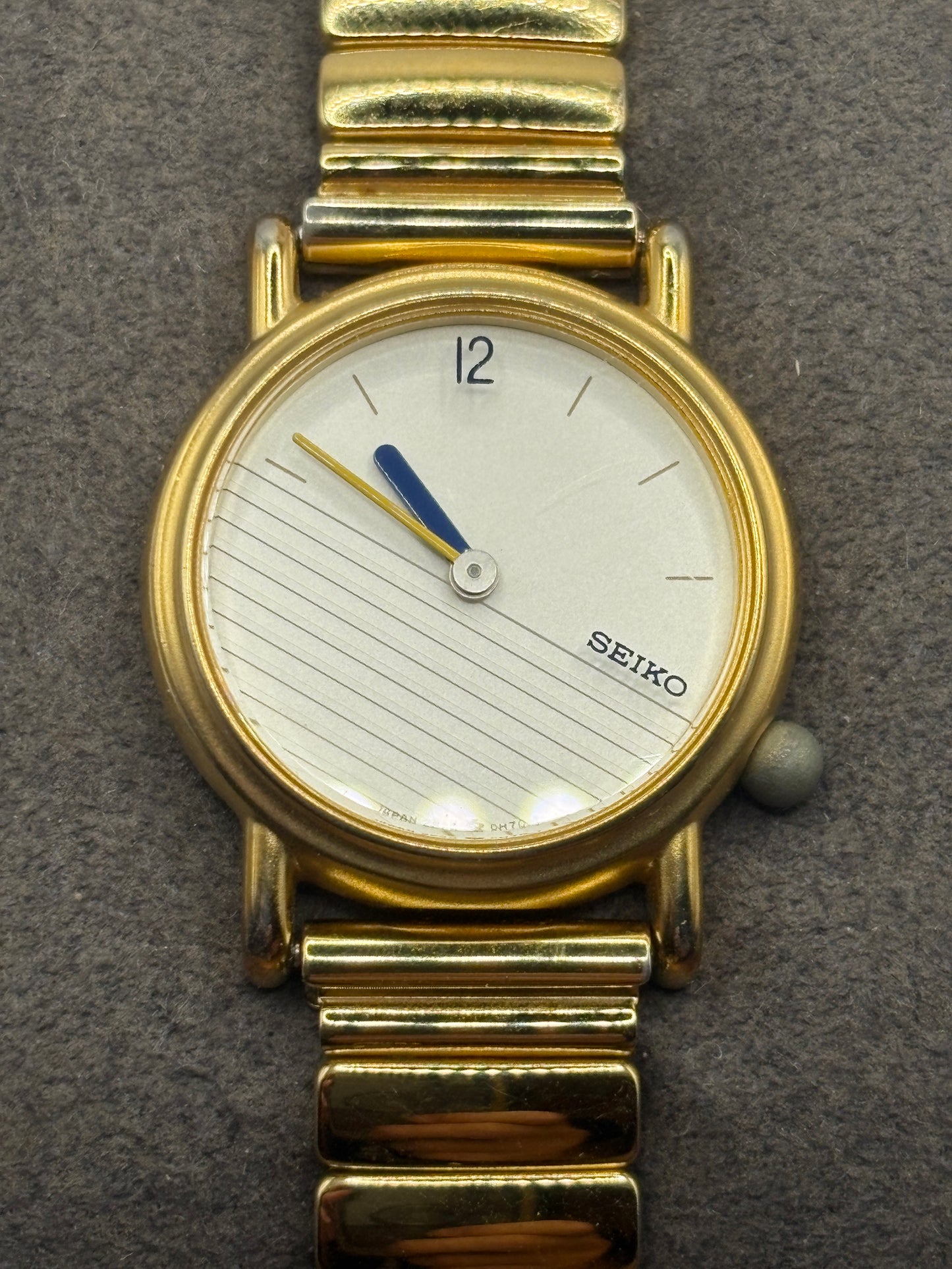 Super rare seiko  80s    2P20-0B20