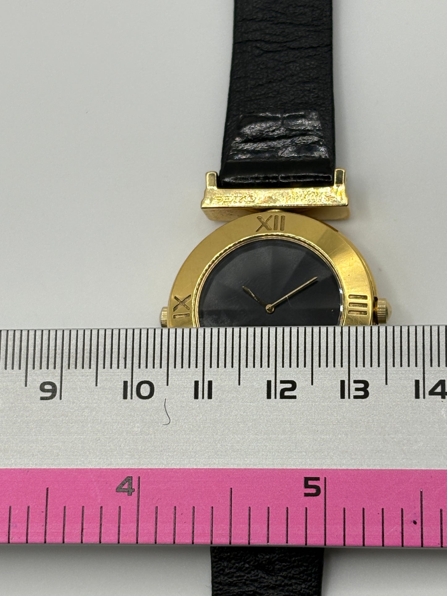 Super rare Seiko×Hamae Mori Reversible watch
