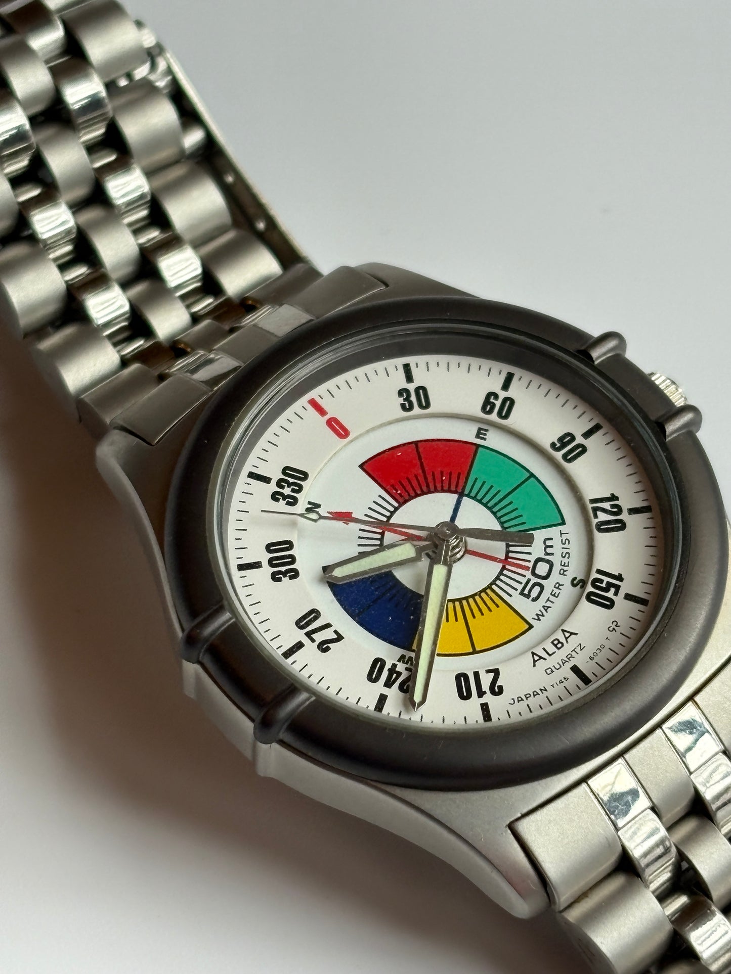 Super rare 90s vintage seiko alba y145-6010