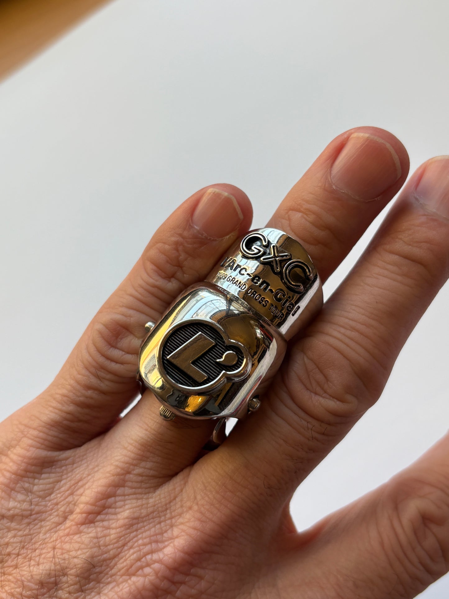 Super rare vintage L'Arc~en~Ciel Armor Ring Watch