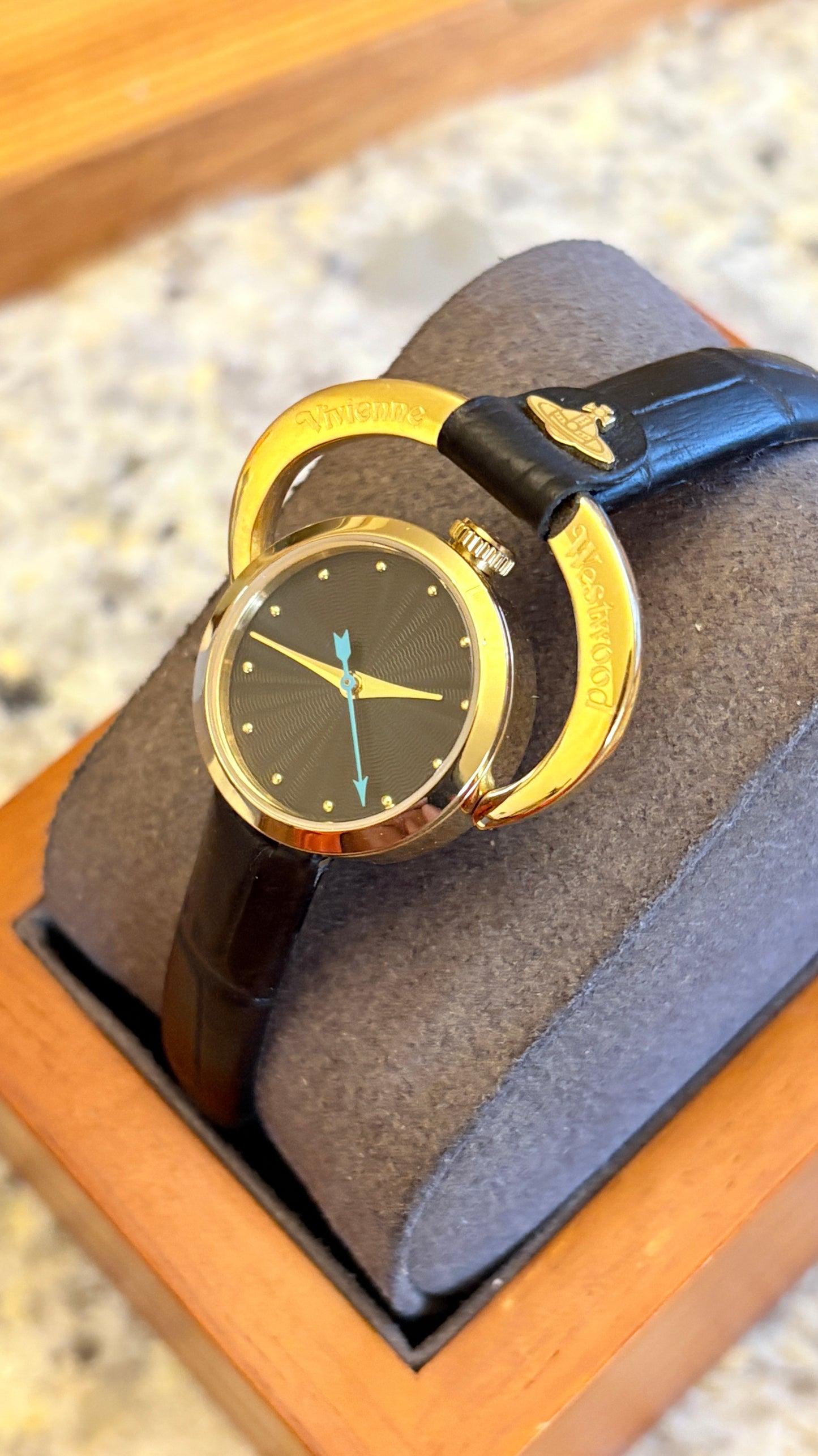 unused super rare Vivienne Westwood   watch