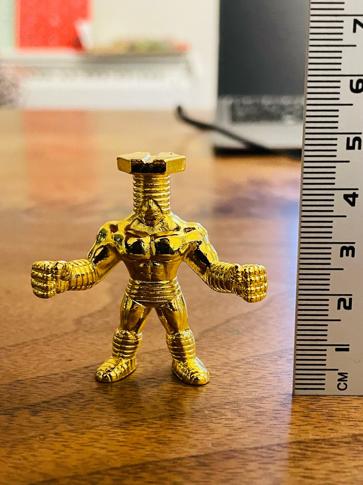 muscle man diecast　KINKESNI  SUKURYUKID GOLD