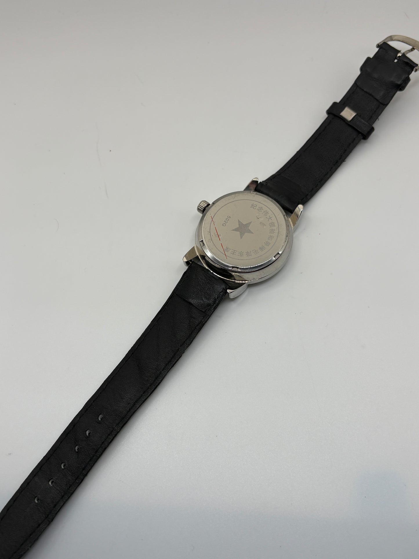 Super rare watch  Mao Zedong waving watch　