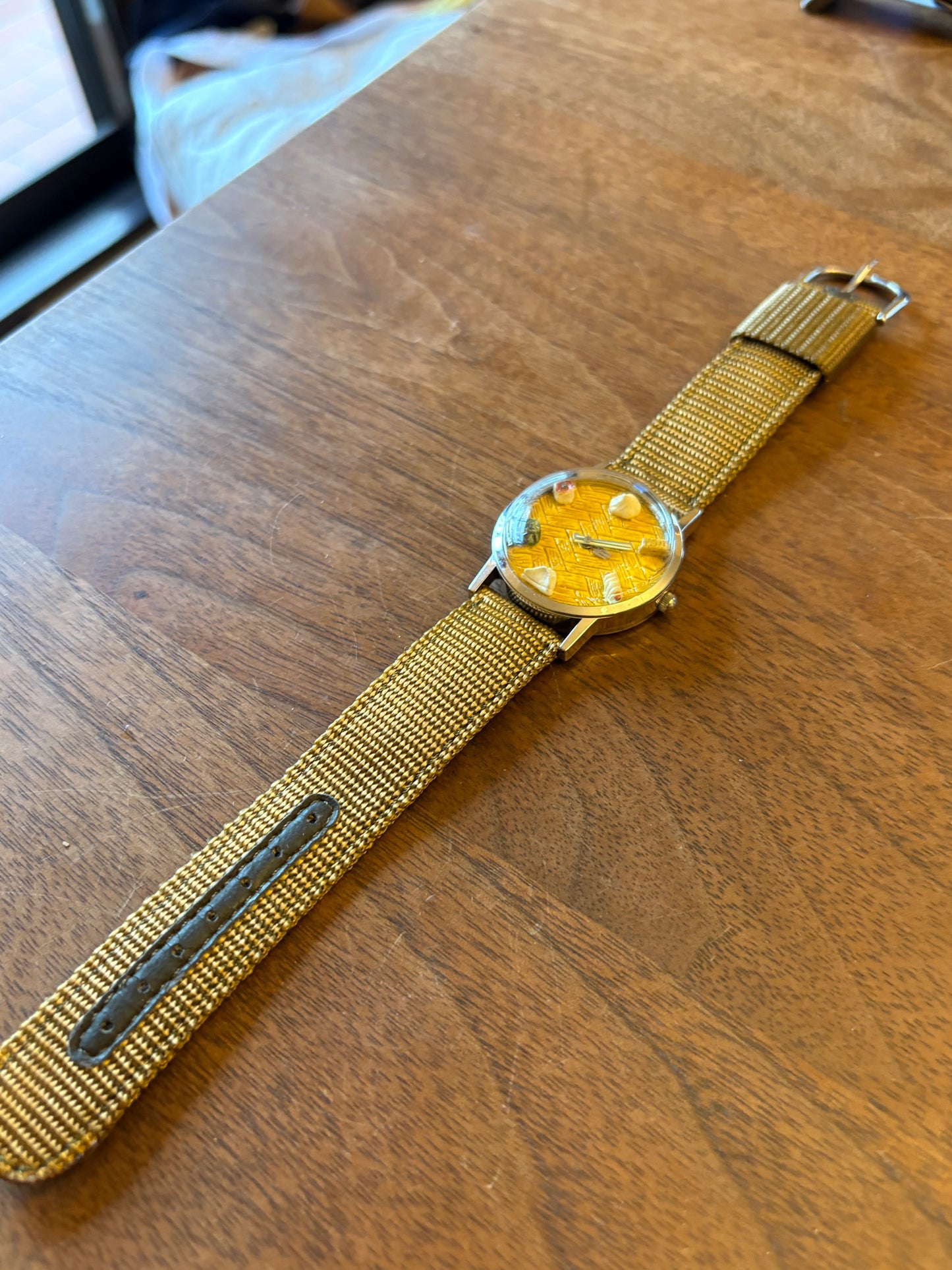 Unused super  rare watch 　Shanghai Tang　Steam basket  watch