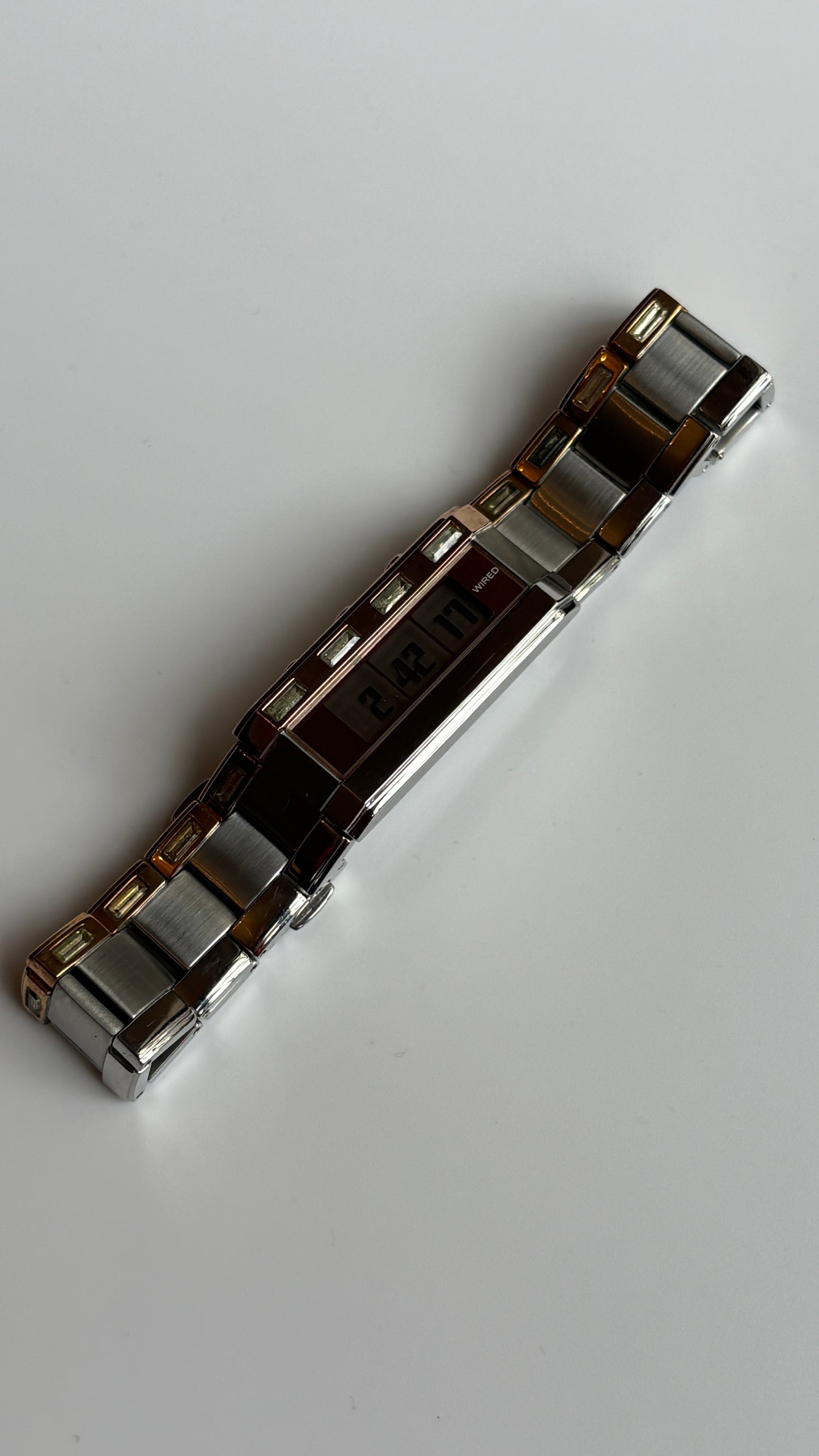 Very very rare seiko wired  w543-0aa0