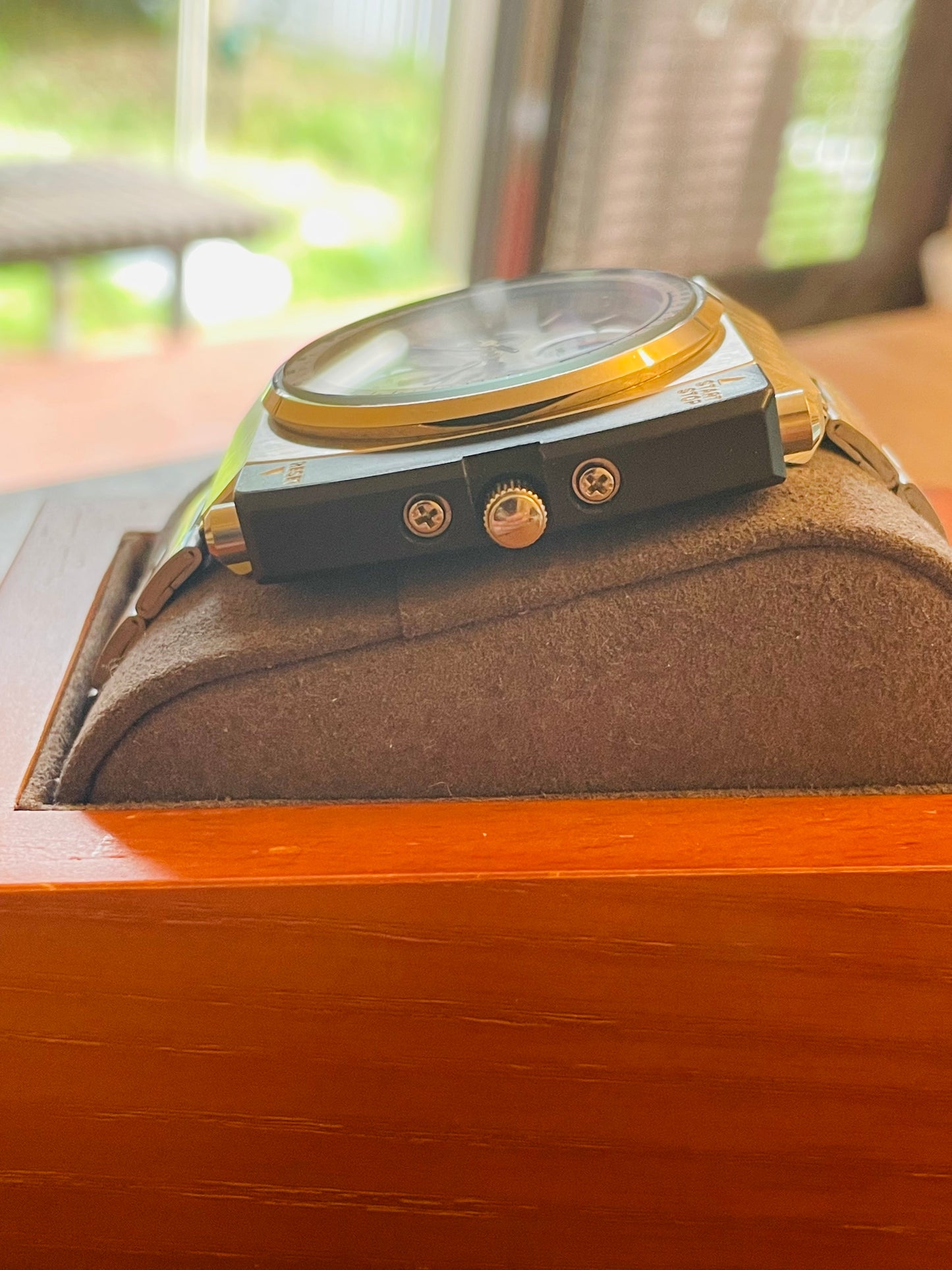 ultra super ALIEN rare watch seiko alba v657-6090