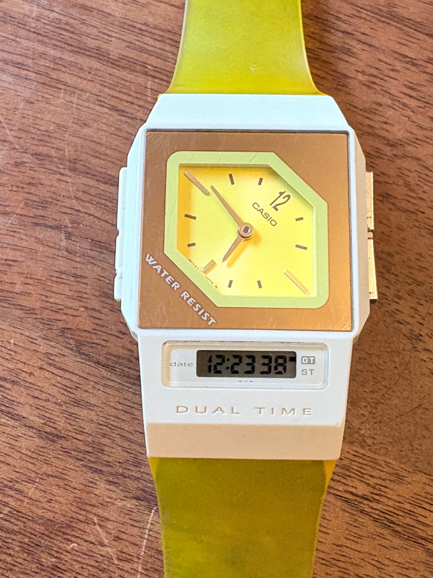 A very very rare vintage 90s casio film watch fs-01
