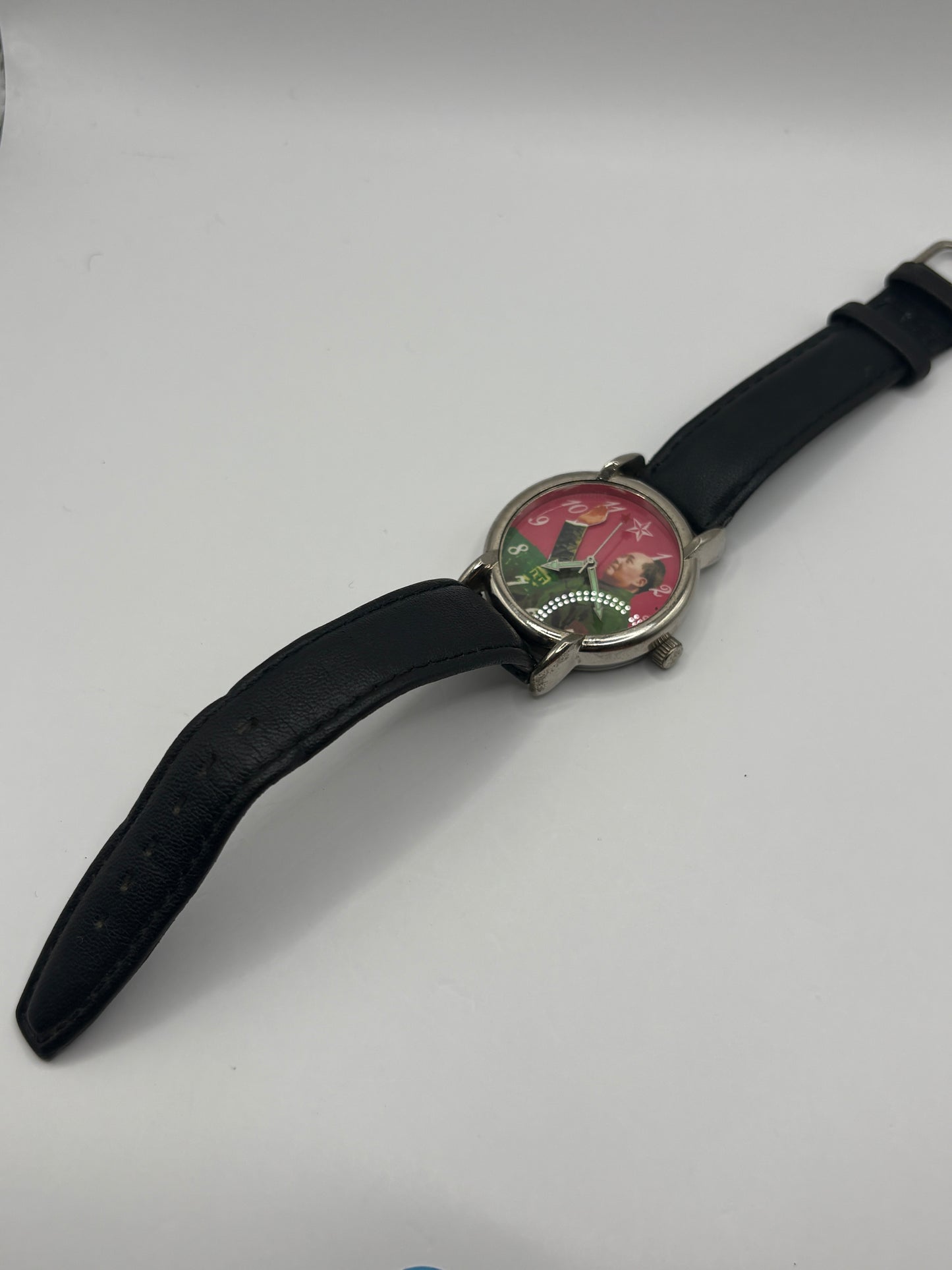 Super rare watch  Mao Zedong waving watch　