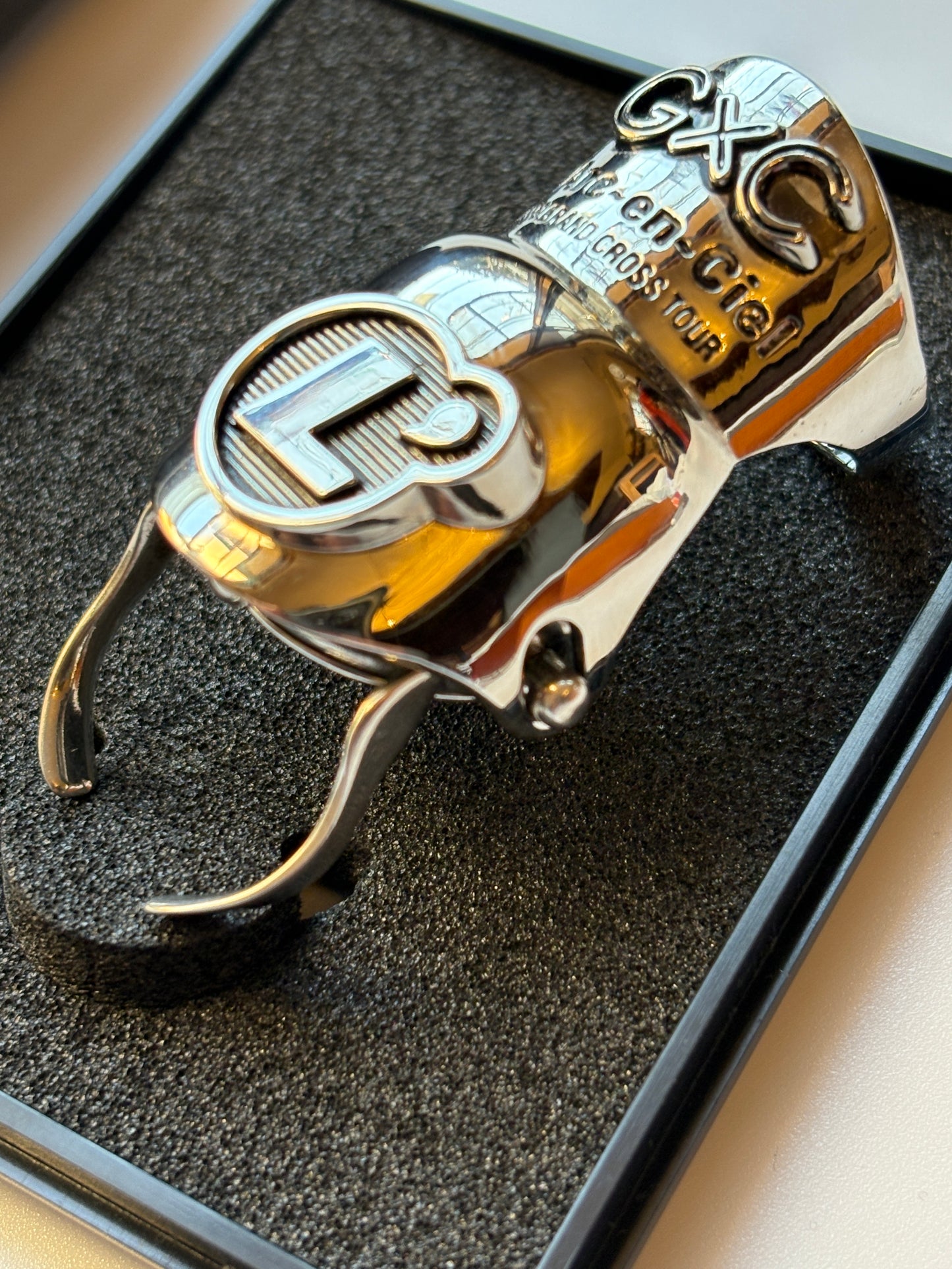 Super rare vintage L'Arc~en~Ciel Armor Ring Watch