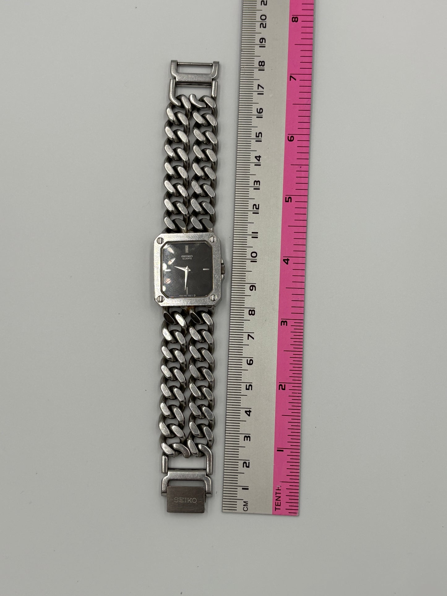 Super rare 80s vintage seiko 1220-5010