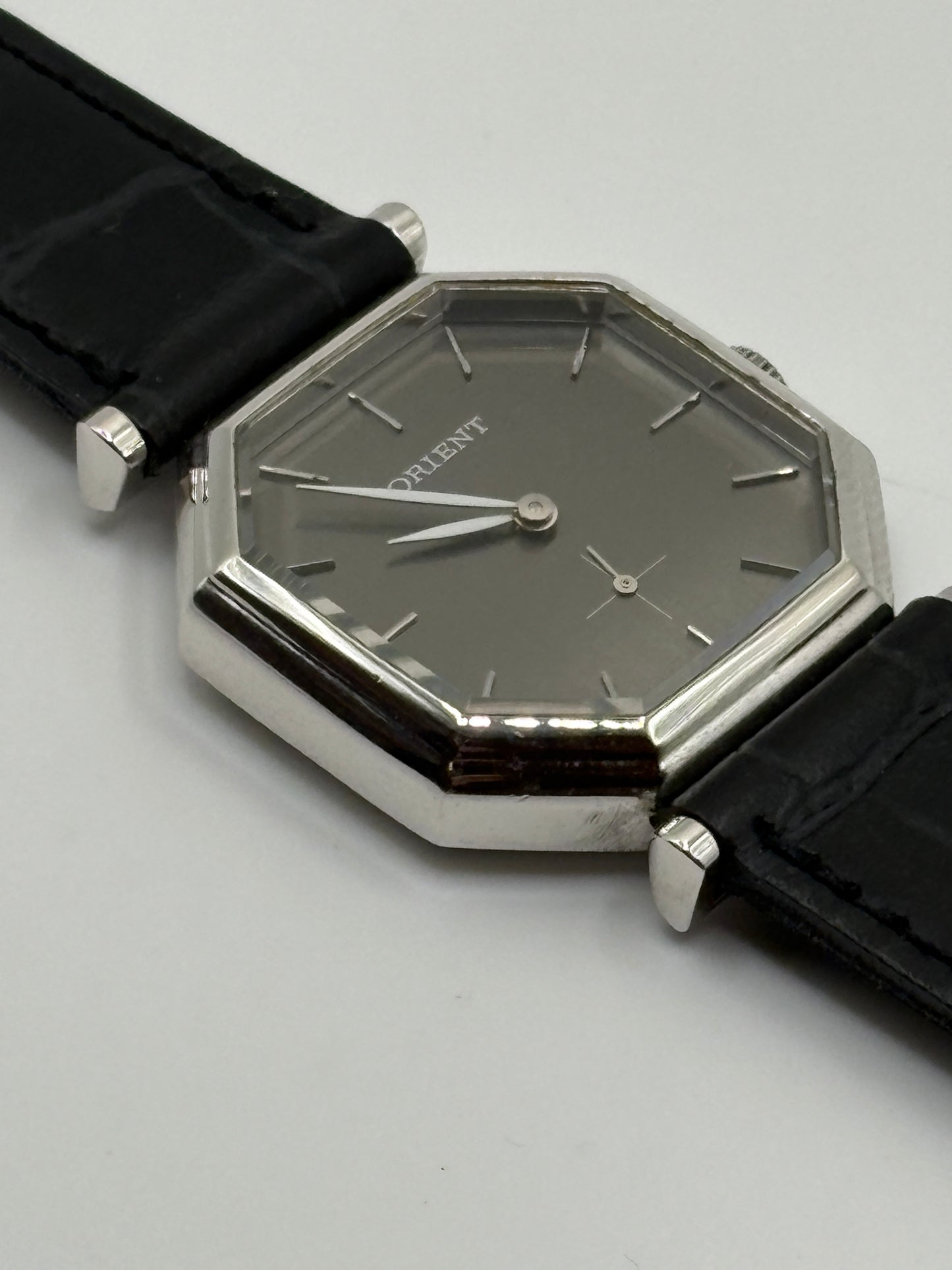 Super rare 80s vintage  ORIENT　octagon  watch