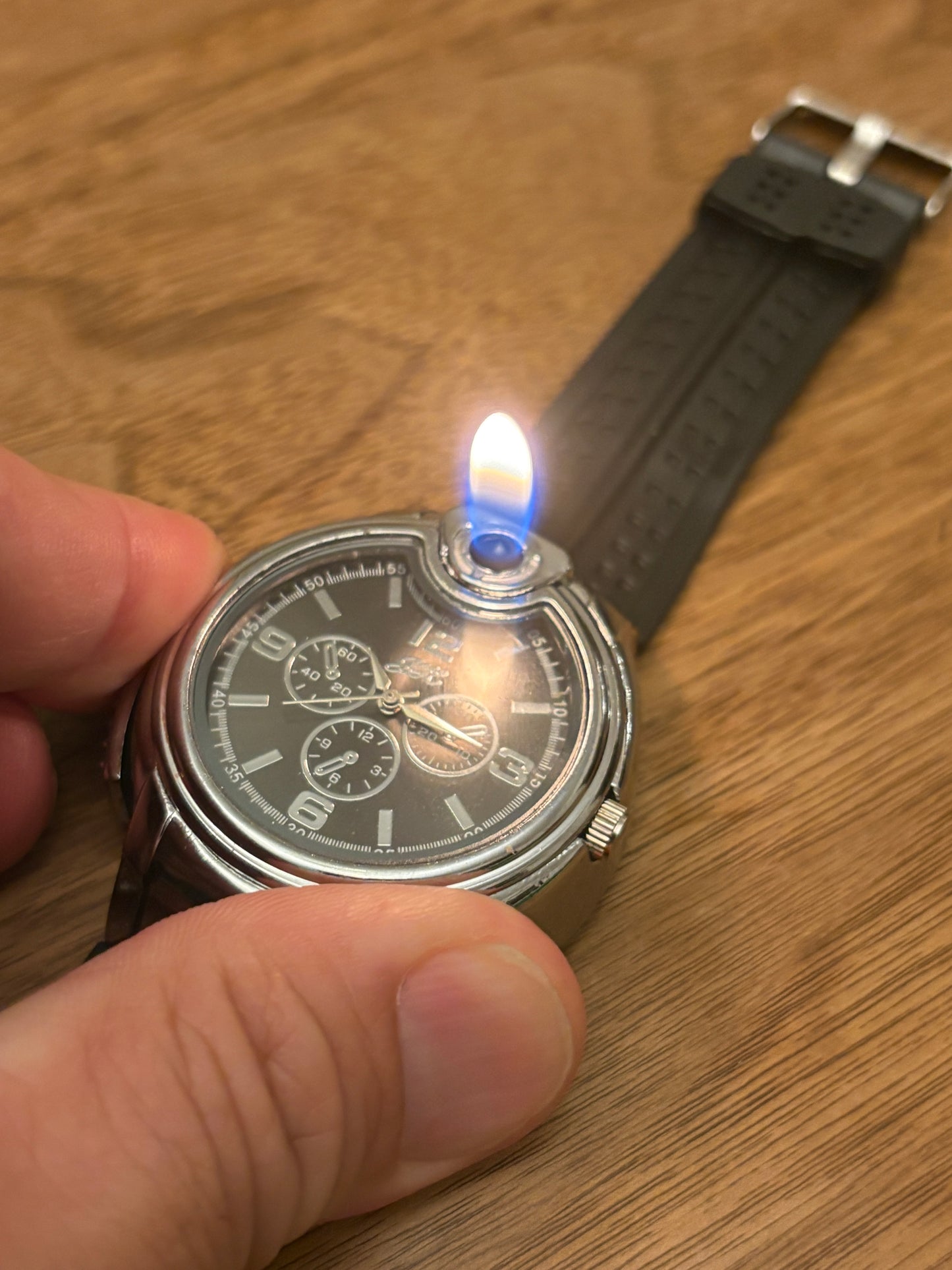 Very rare lighter watch