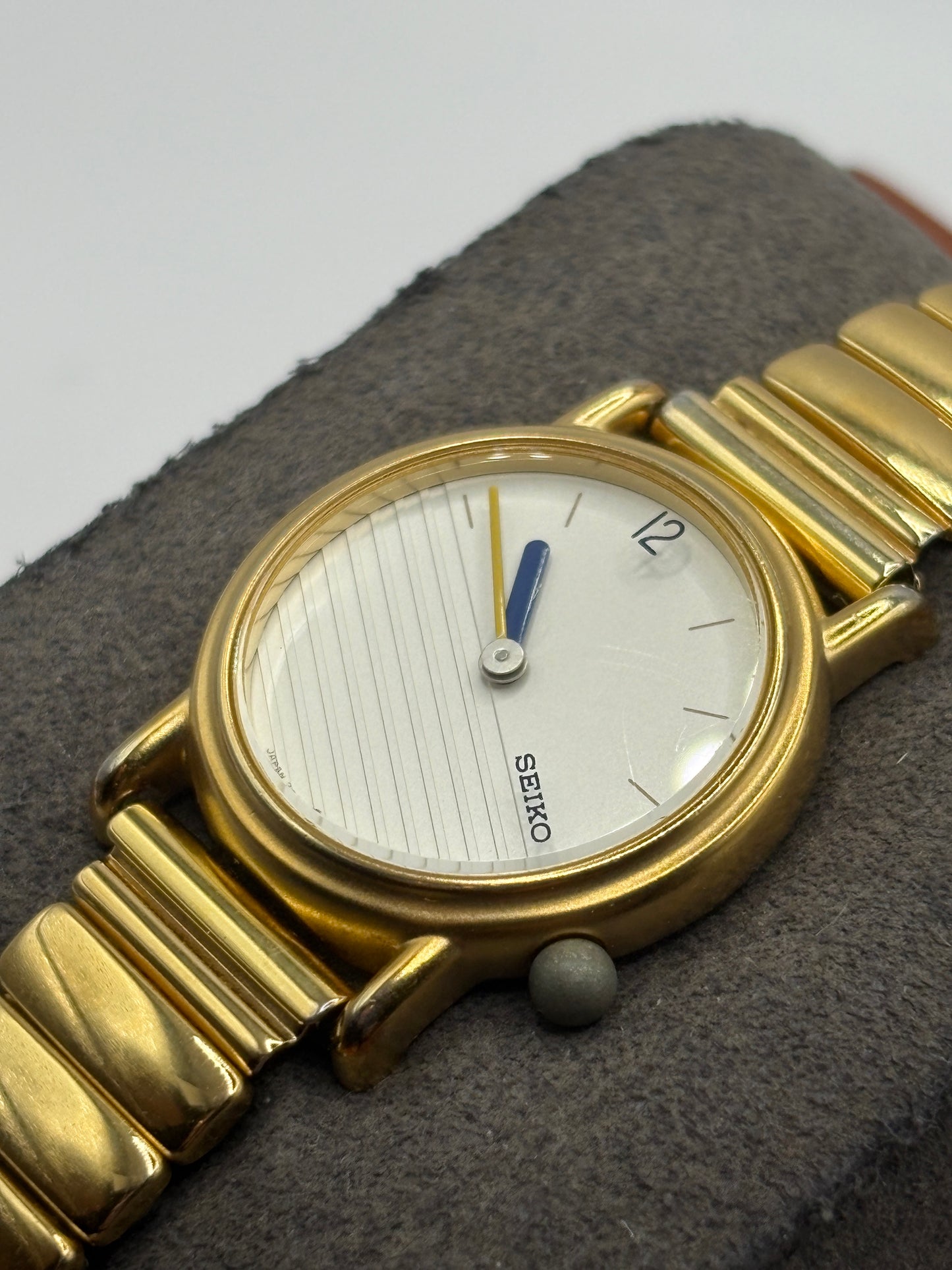 Super rare seiko  80s    2P20-0B20