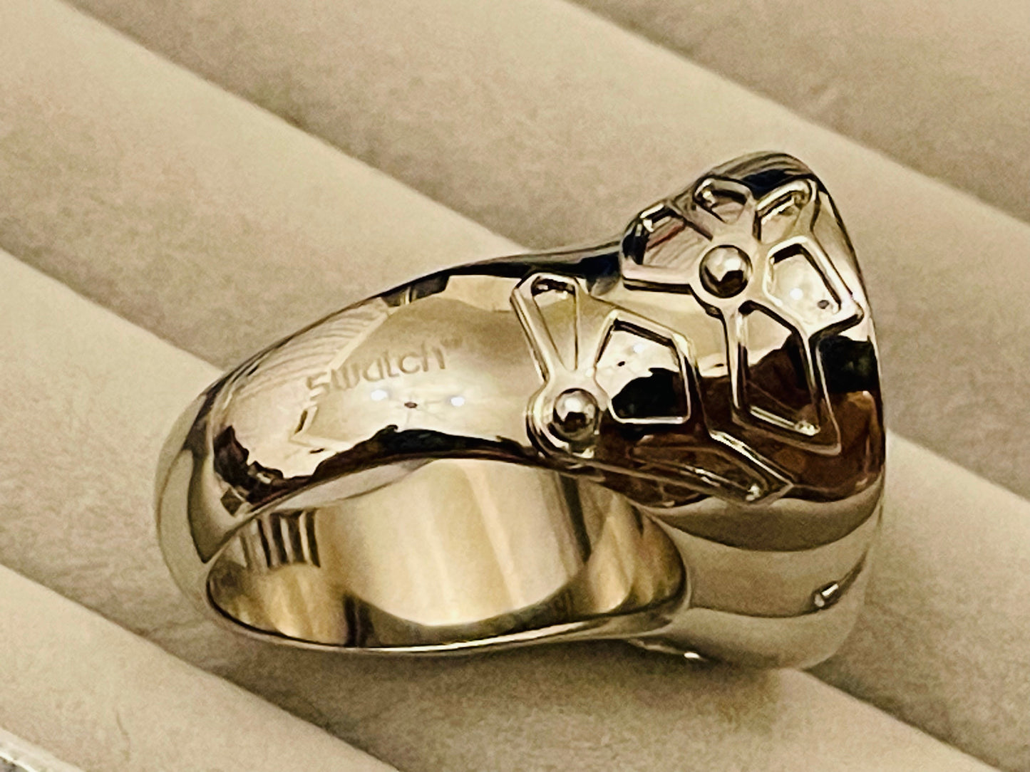 vintage swatch  ring_2