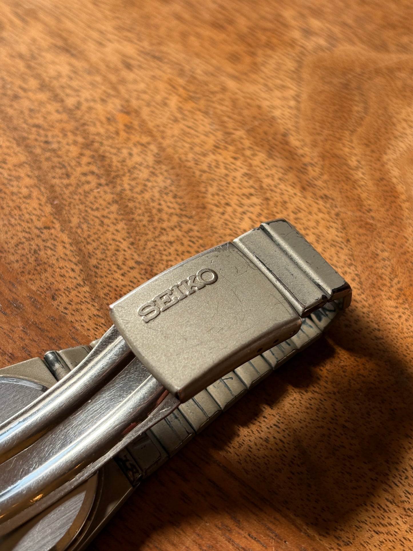 Ultra super rare 80s vintage Very  rare seiko 5P30-6B70