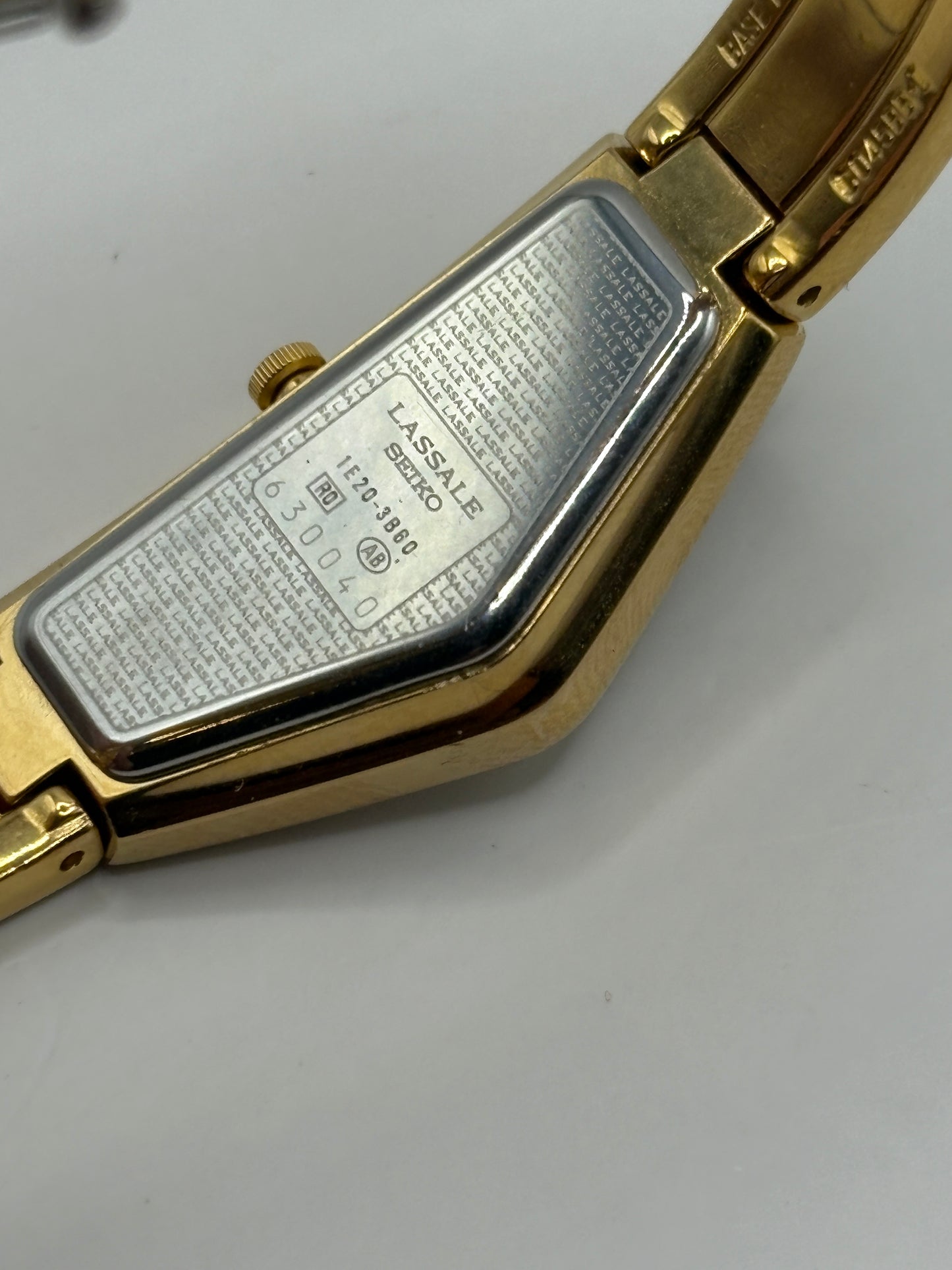 Super rare 80s vintage  SEIKO LASSALE Half Moon1E20-3B60