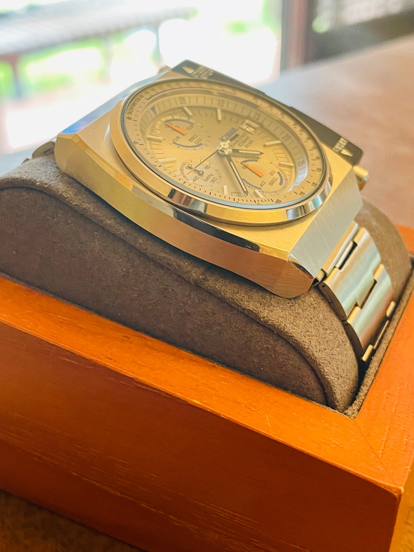 ultra super ALIEN rare watch seiko alba v657-6090