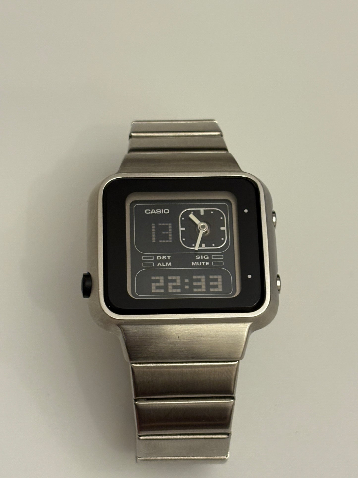 Super rarevintage 90s casio LAQ-2000D　②