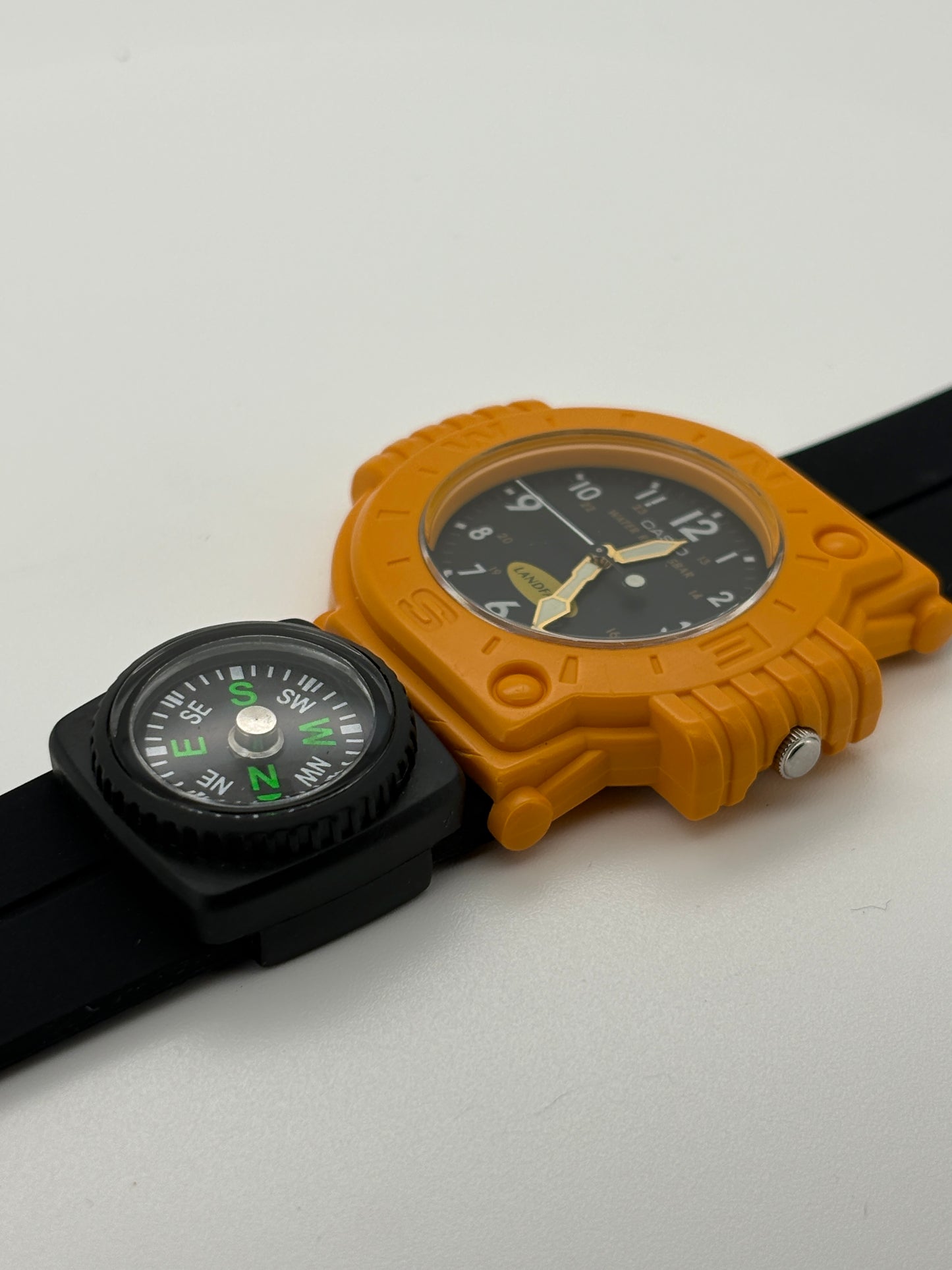 90s  vintage CASIO MW-45 / LANDFARER