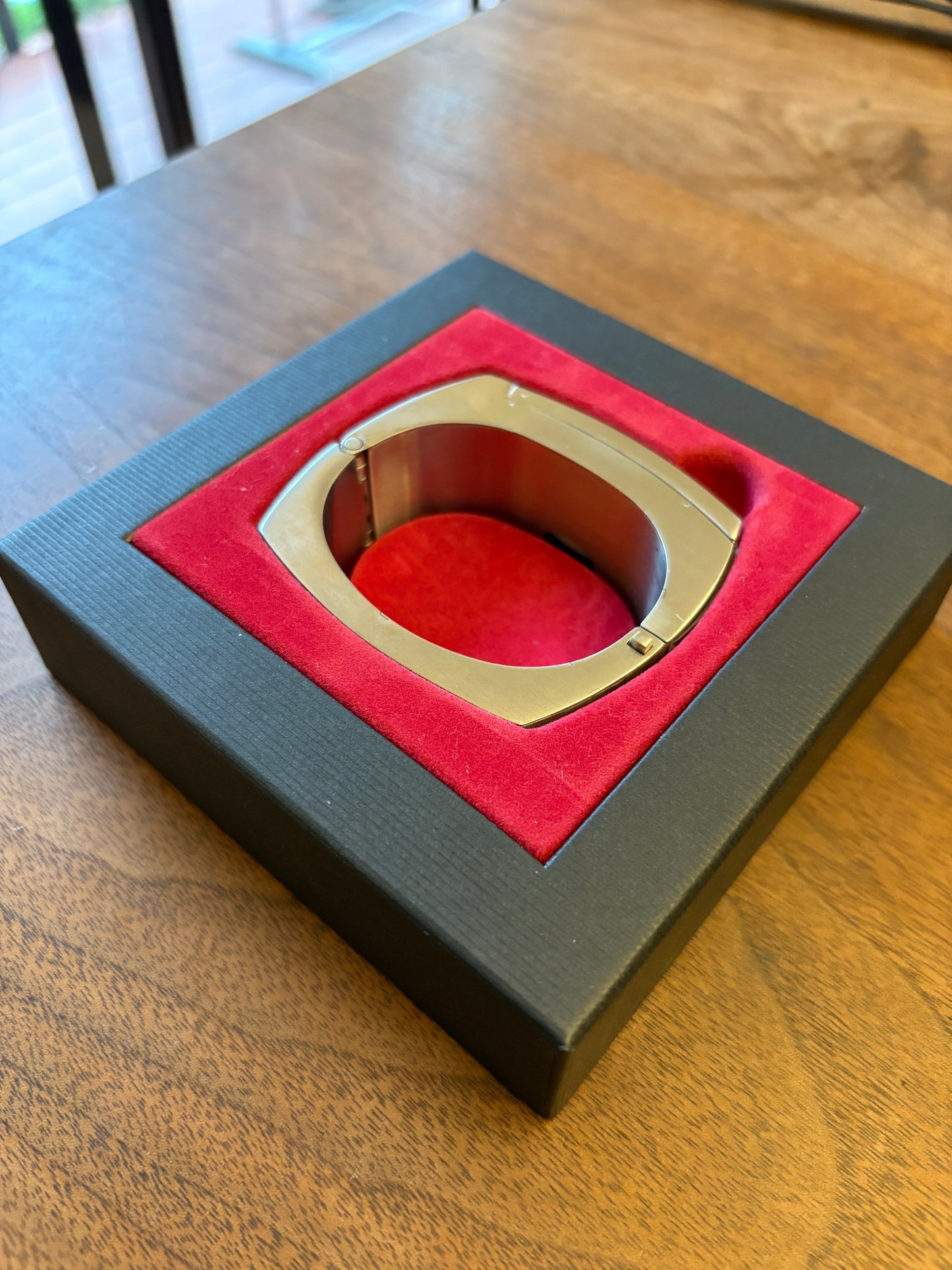 super ultra 90s  rare vintage swatch  IRONY LADY LADY