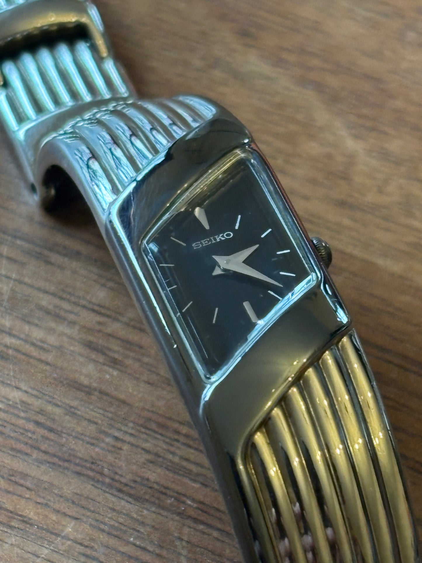 Super rare  80s Seiko 1F20-6F80