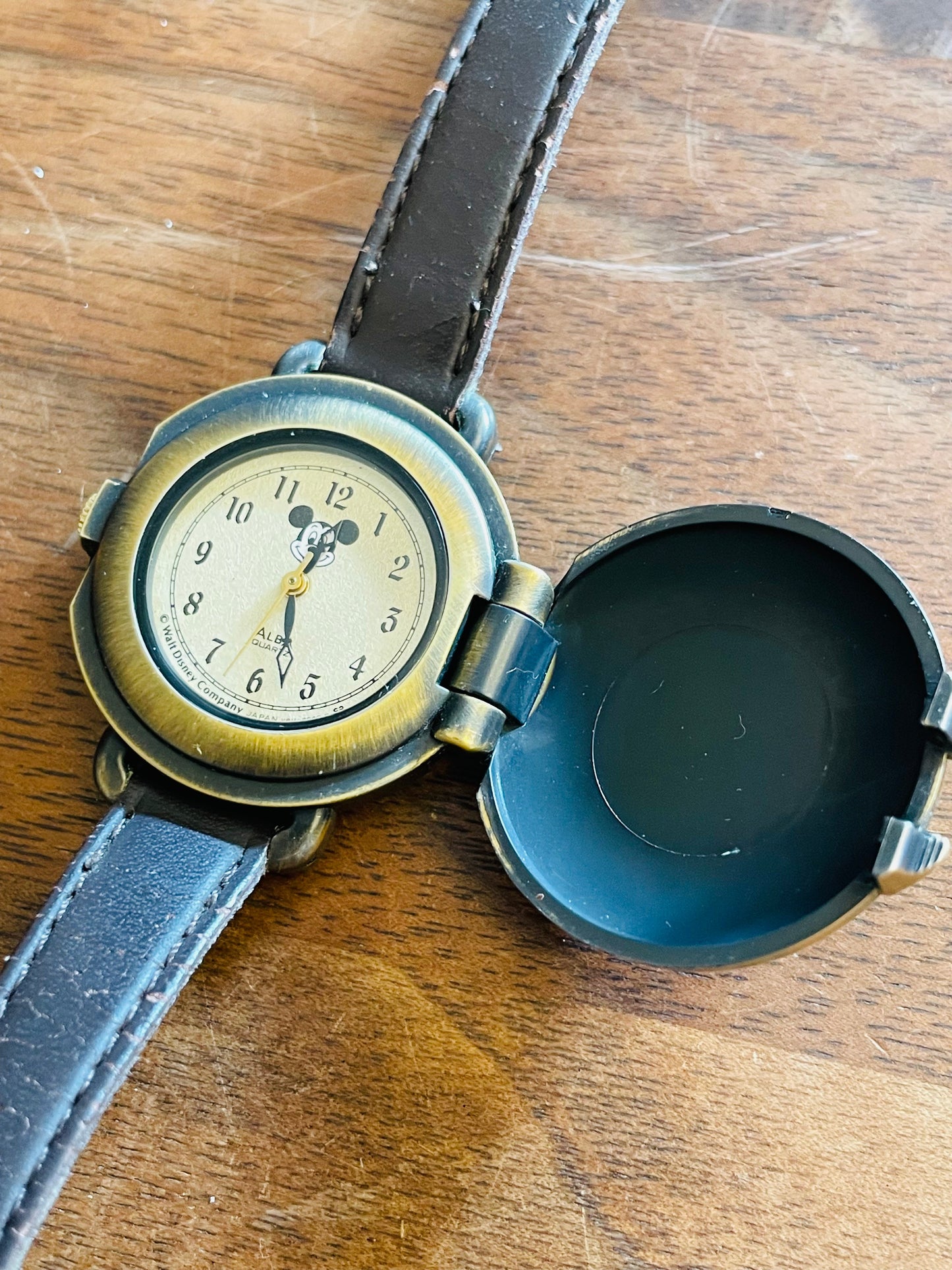 80s vintage seiko mickey mouse alba