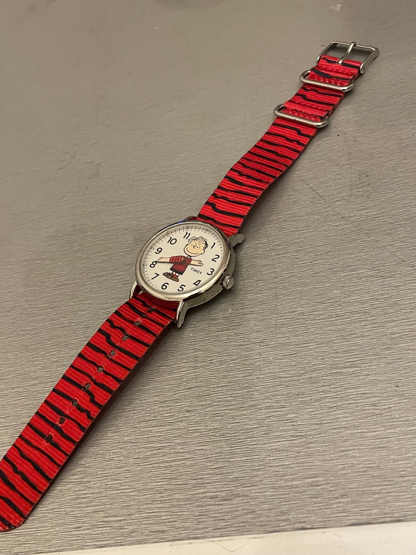 very rare timex×peanuts