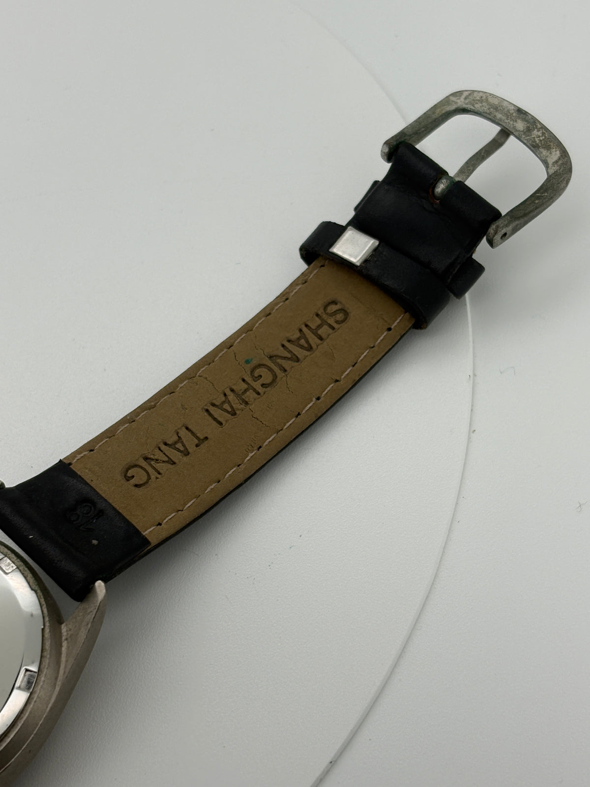 Shanghai Tang Mao Zedong waving watch　