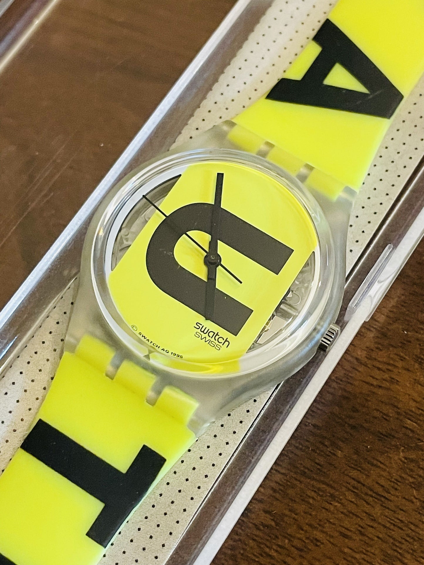 vintage swatch A very rare watch that is no longer available._1