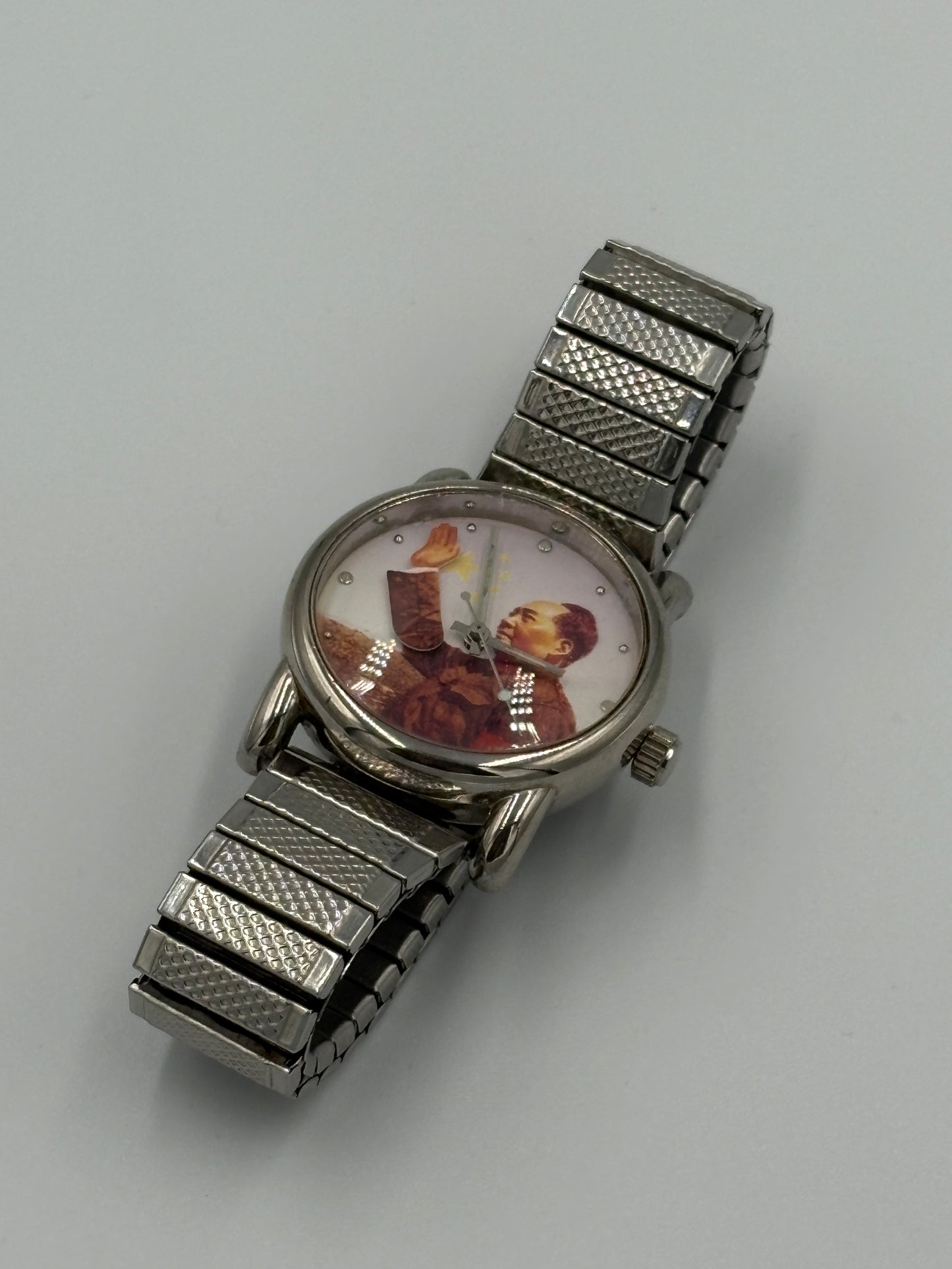 Very rare watch  Mao Zedong waving watch　 skeleton