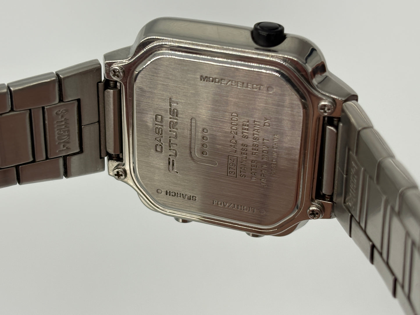 Super rarevintage 90s casio LAQ-2000D