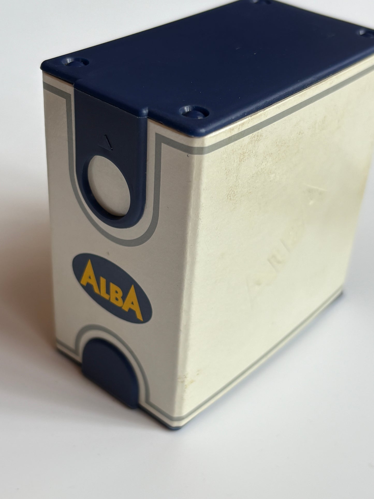 Super rare 90s vintage seiko alba y145-6010