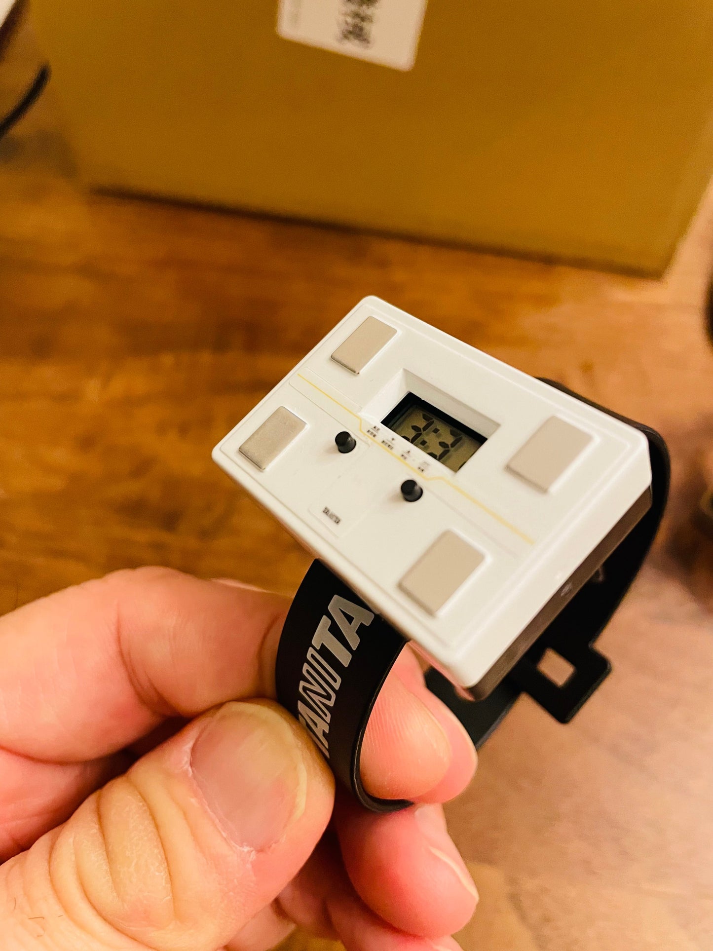 TANITA　Weight scale　watch_2