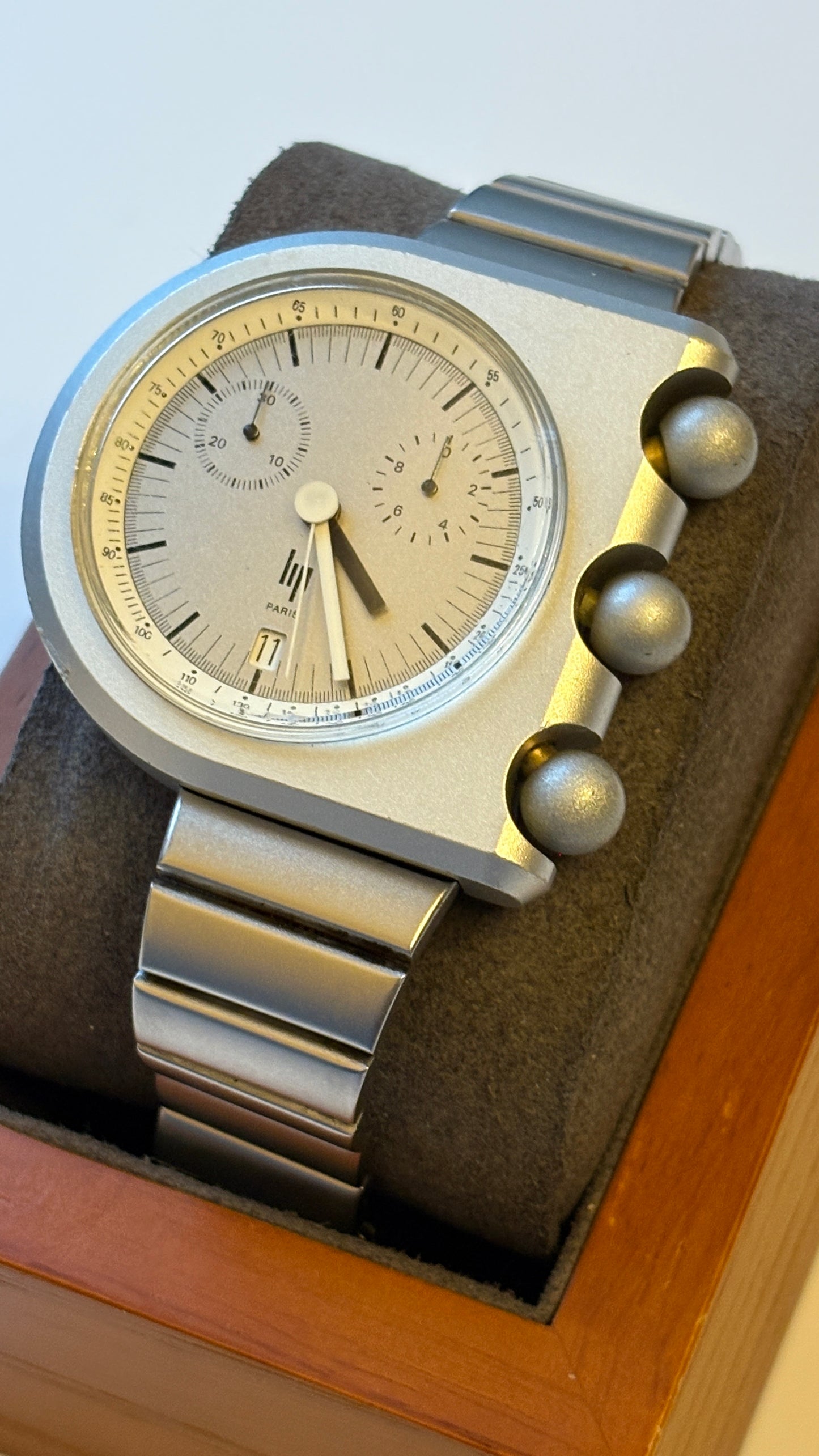 Very rare  lip  MACH2000