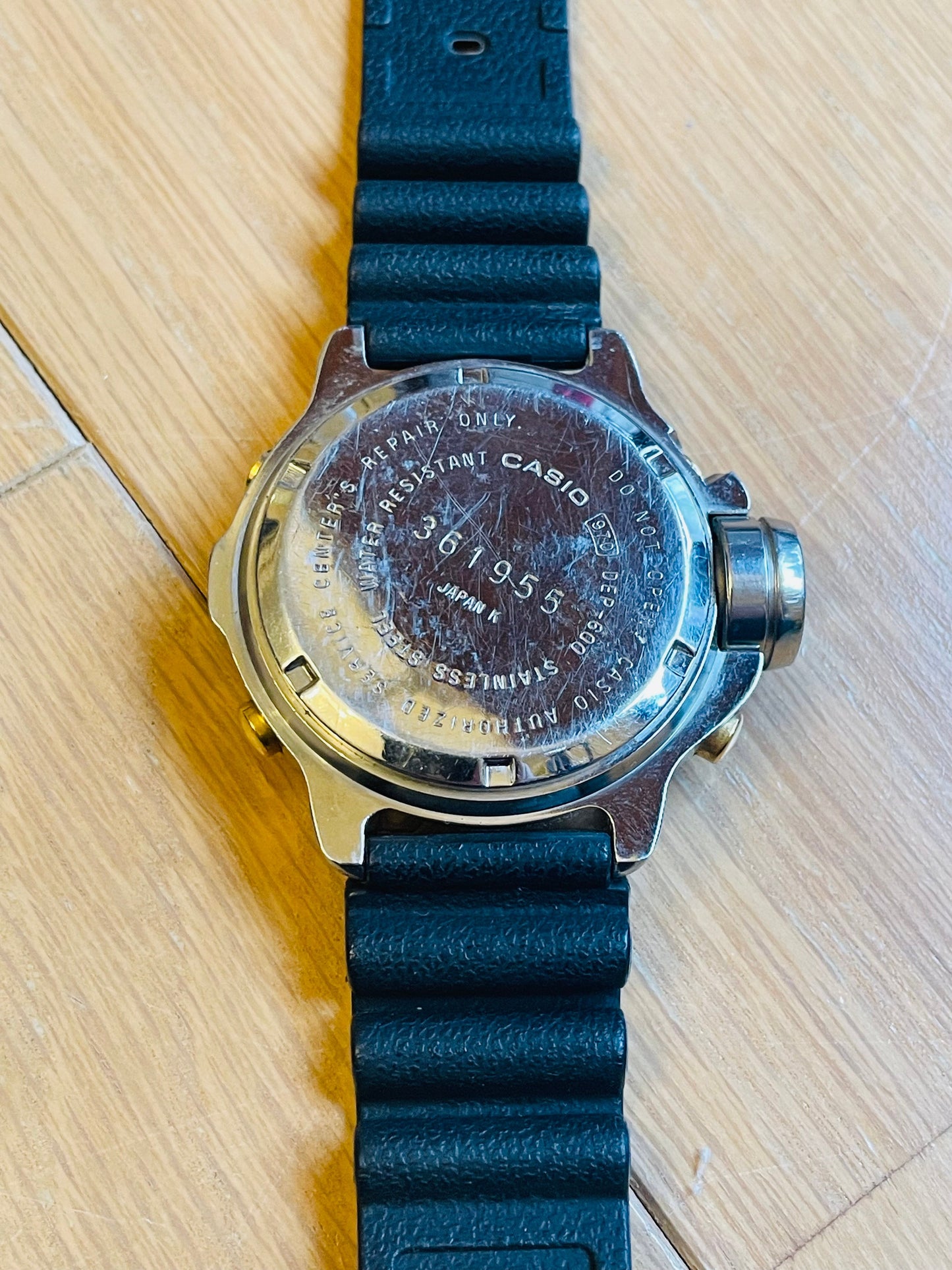 Vintage 90's Casio Diver DEP-600