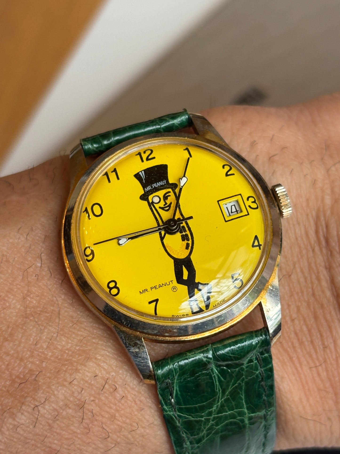Super  rare 1960s vintage Mr. Peanut, hand-wound watch
